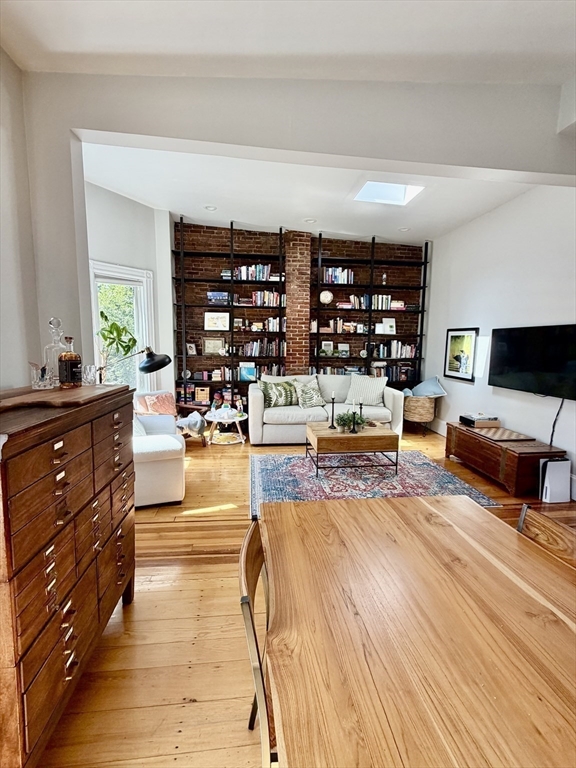 281 Chestnut Avenue # 3