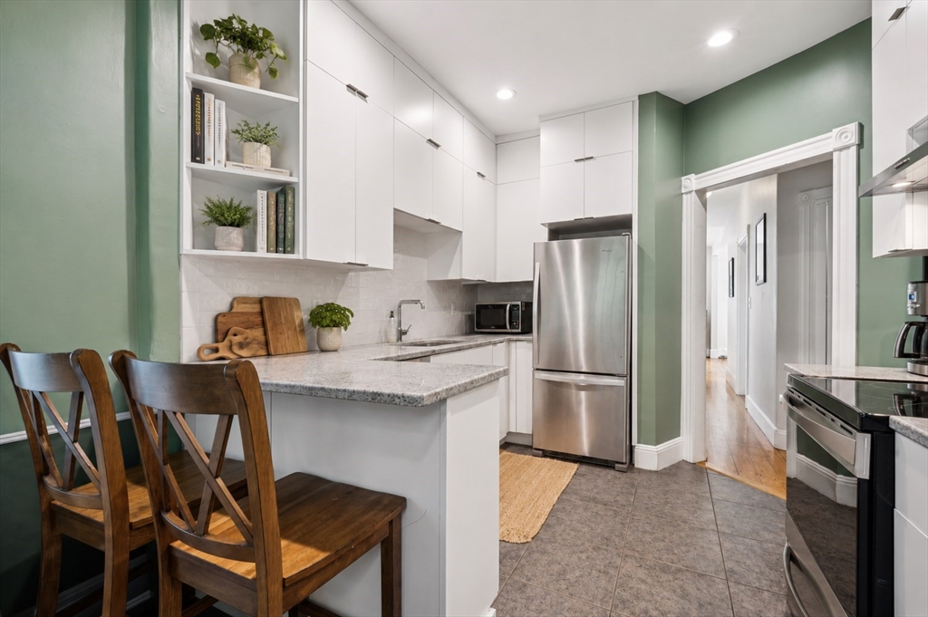 281 Chestnut Avenue # 3