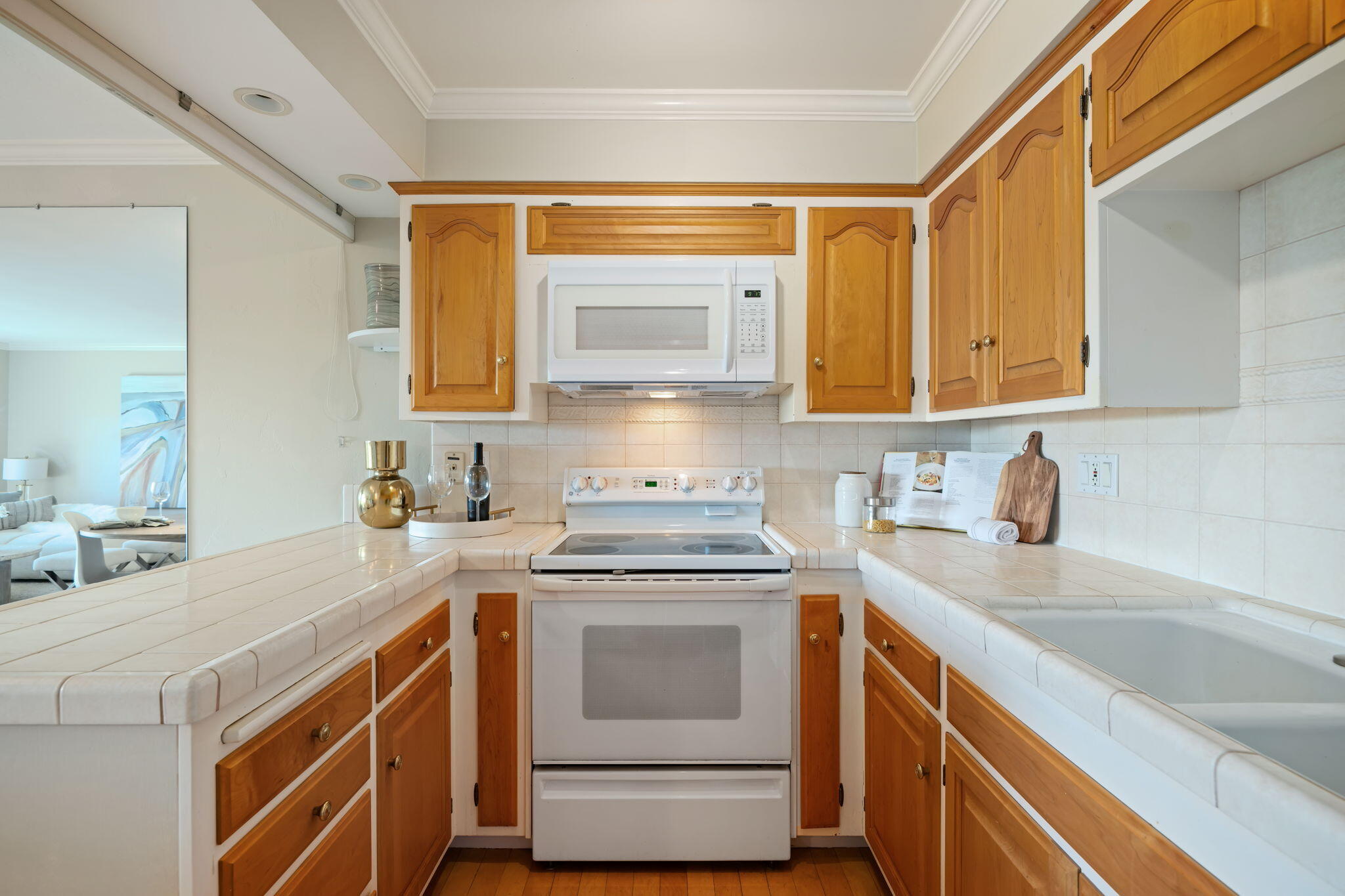 2727 Miradero Drive #302