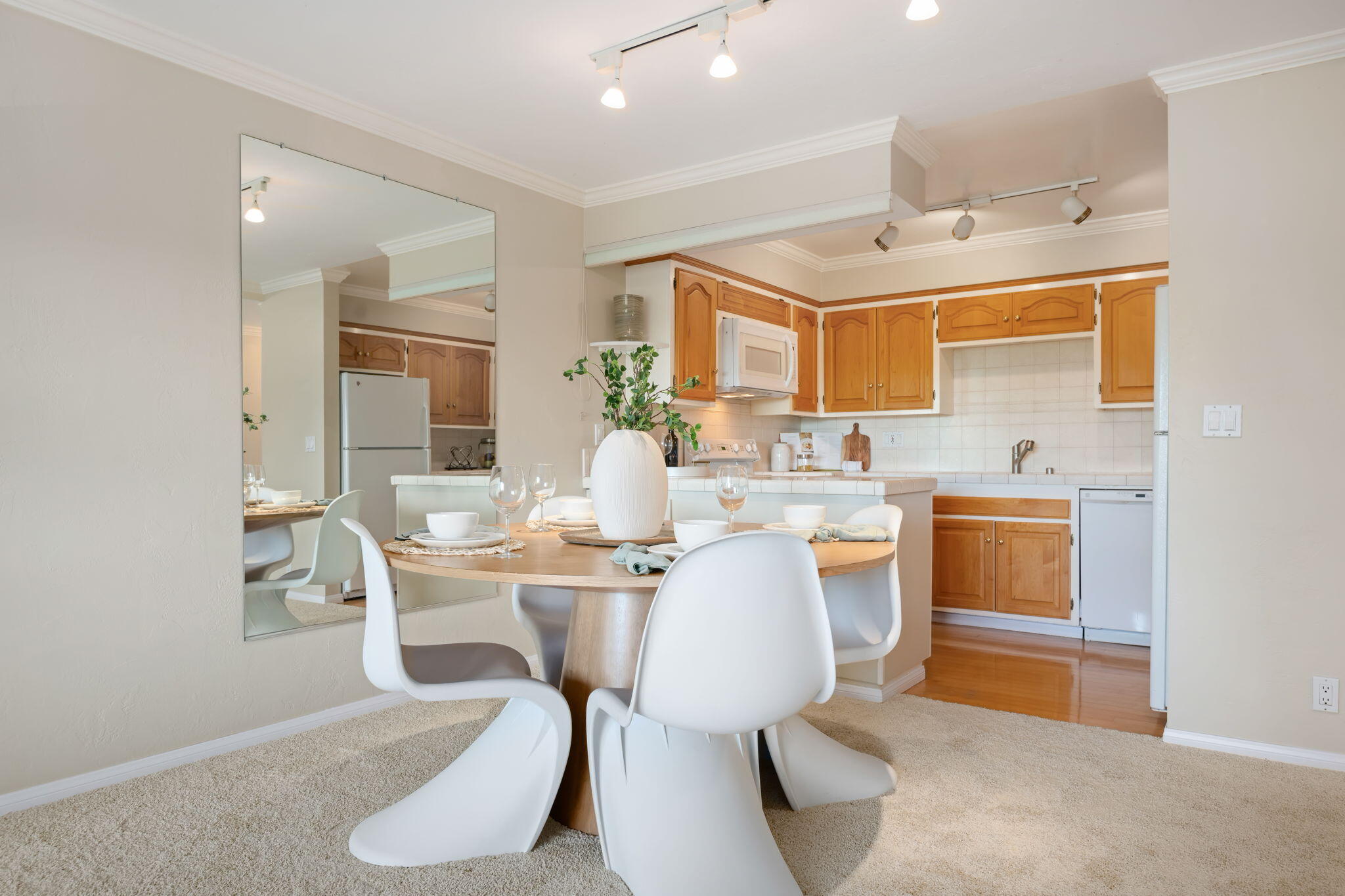 2727 Miradero Drive #302