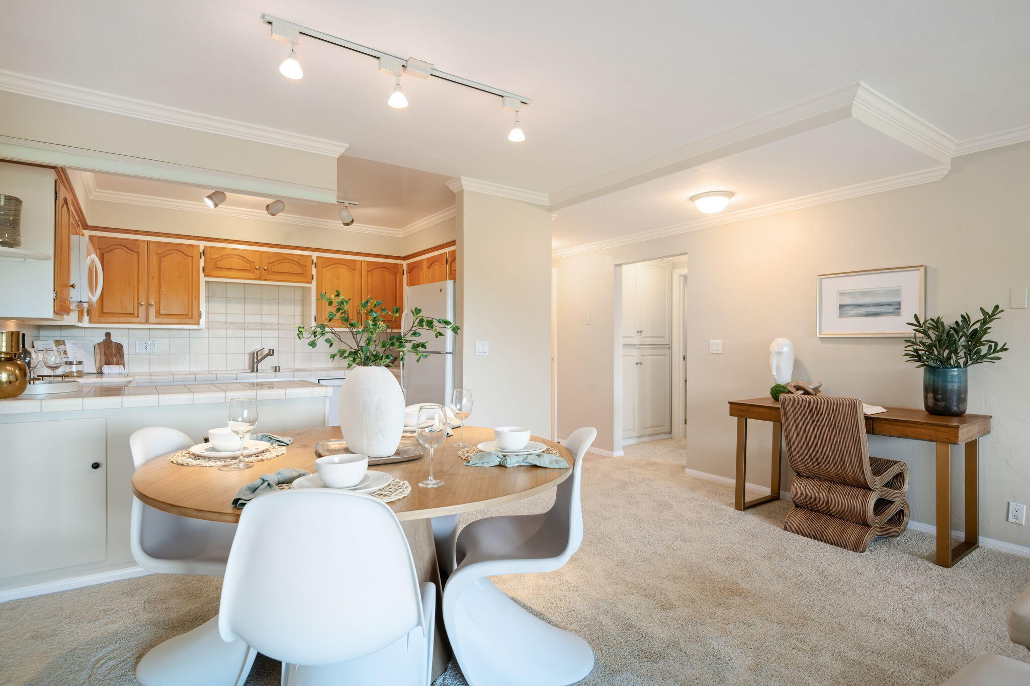 2727 Miradero Drive #302