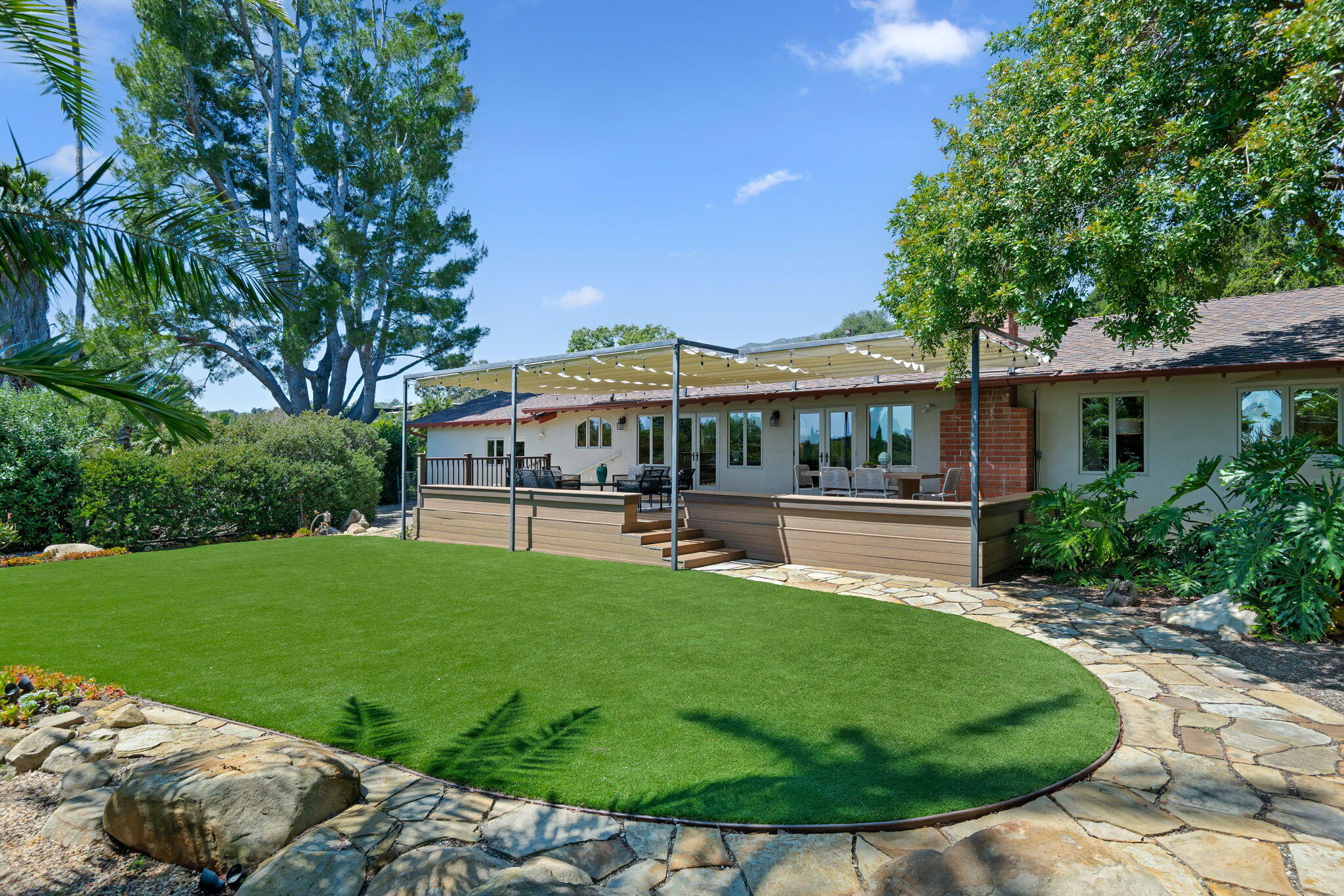 1400 Holiday Hill Road