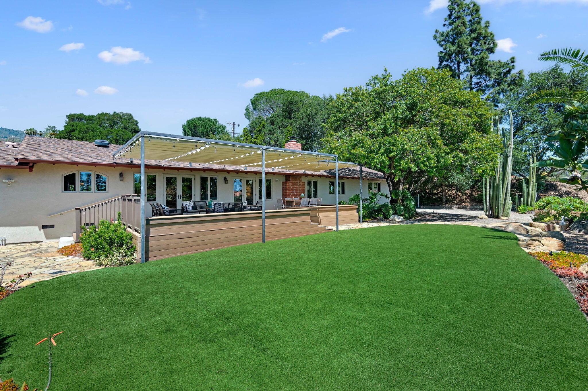 1400 Holiday Hill Road