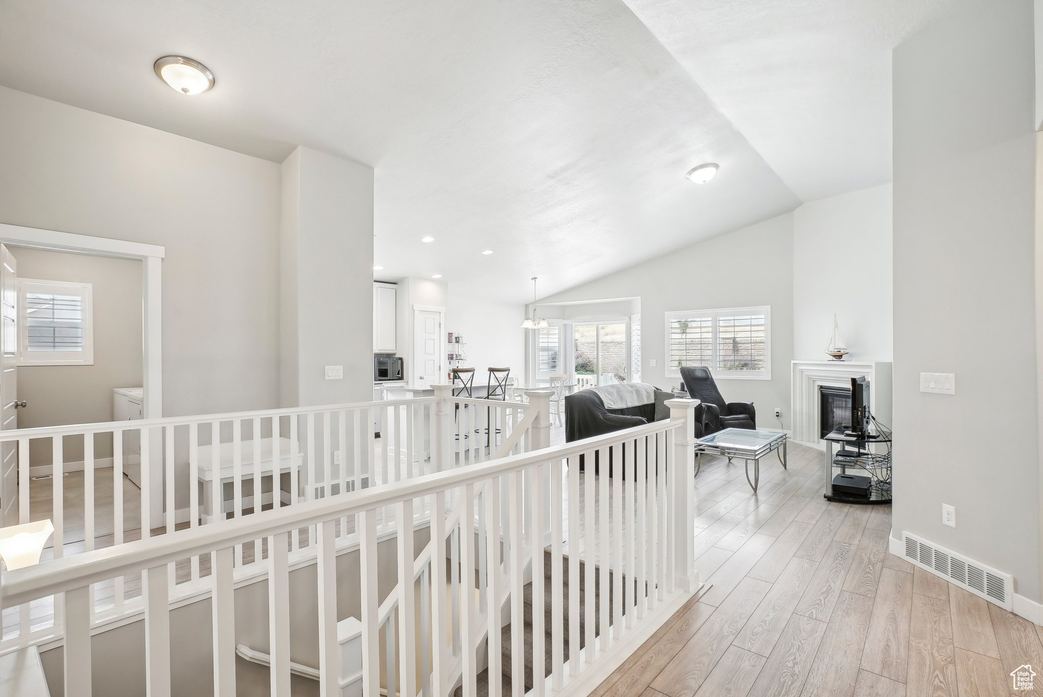8254 S ALLISON BEND DR