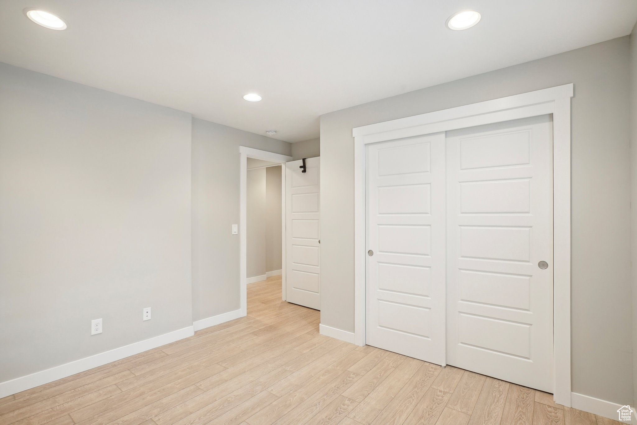8254 S ALLISON BEND DR