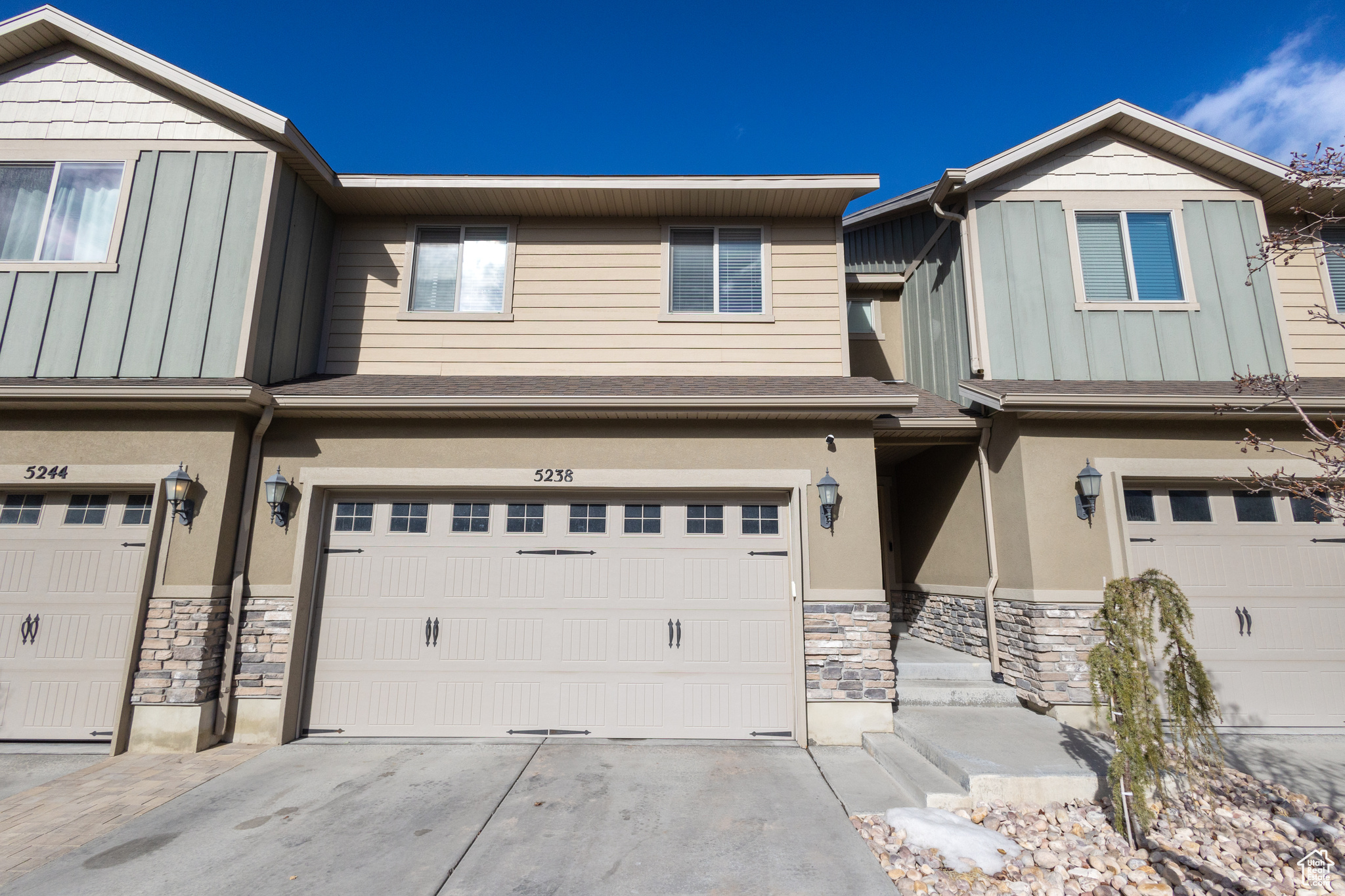 5238 W ARMADA