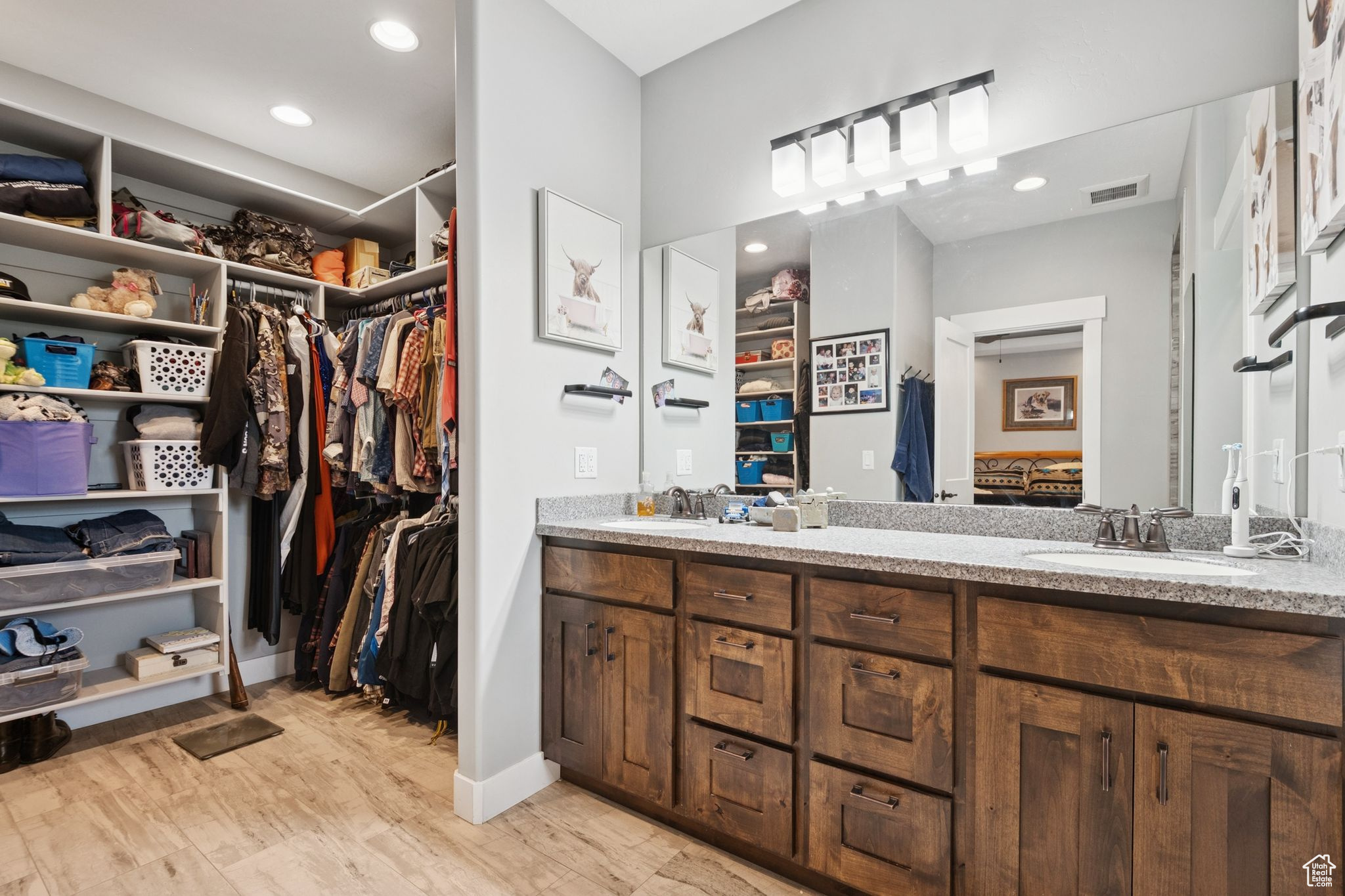 2976 W RUIZ