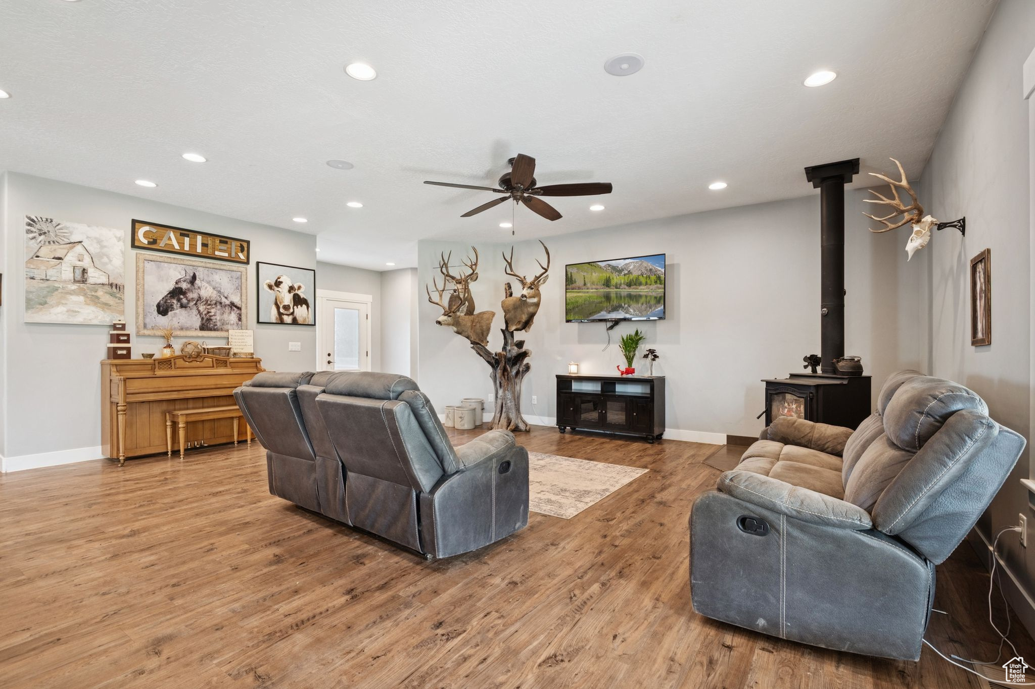 2976 W RUIZ