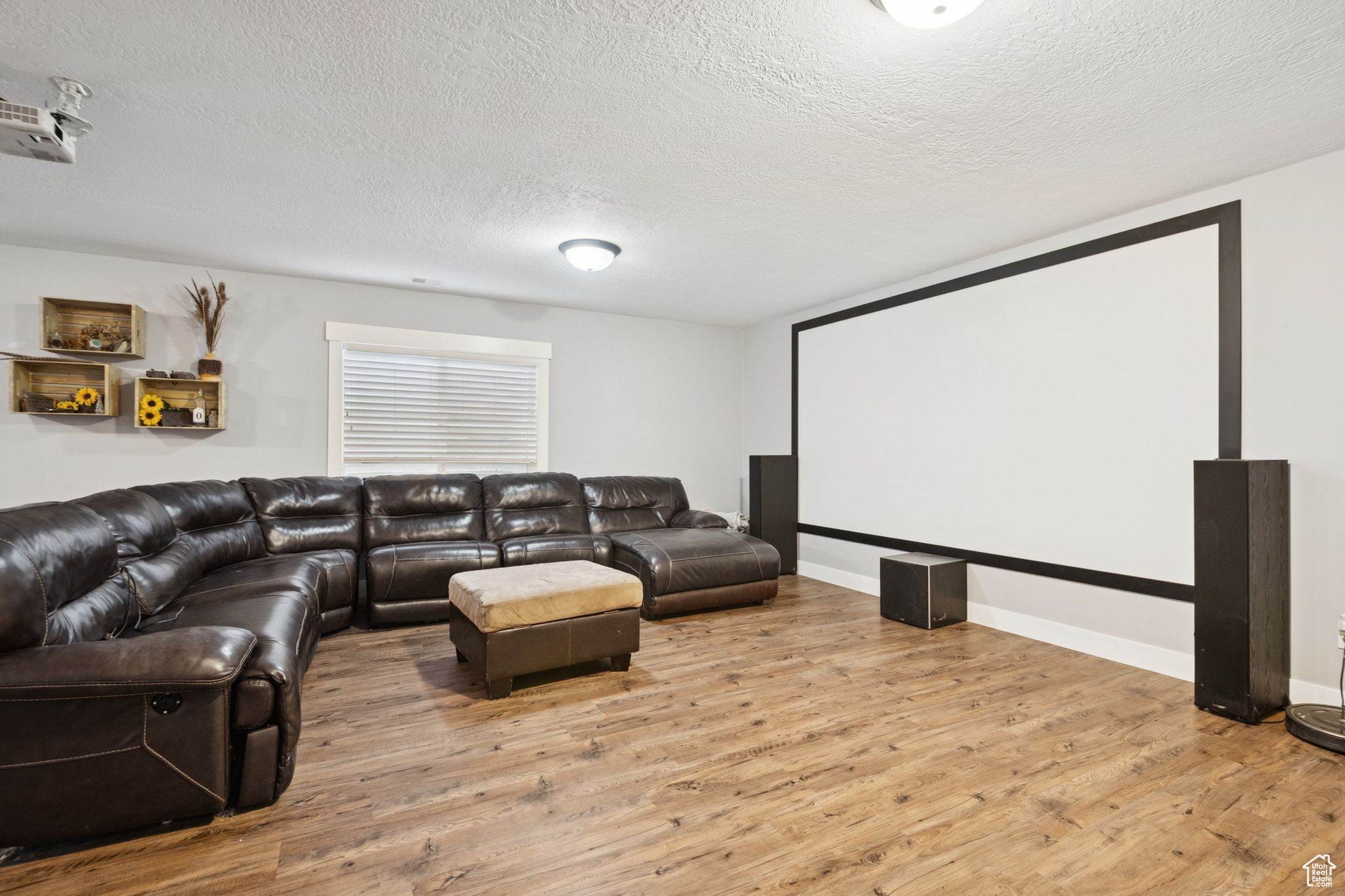 2976 W RUIZ