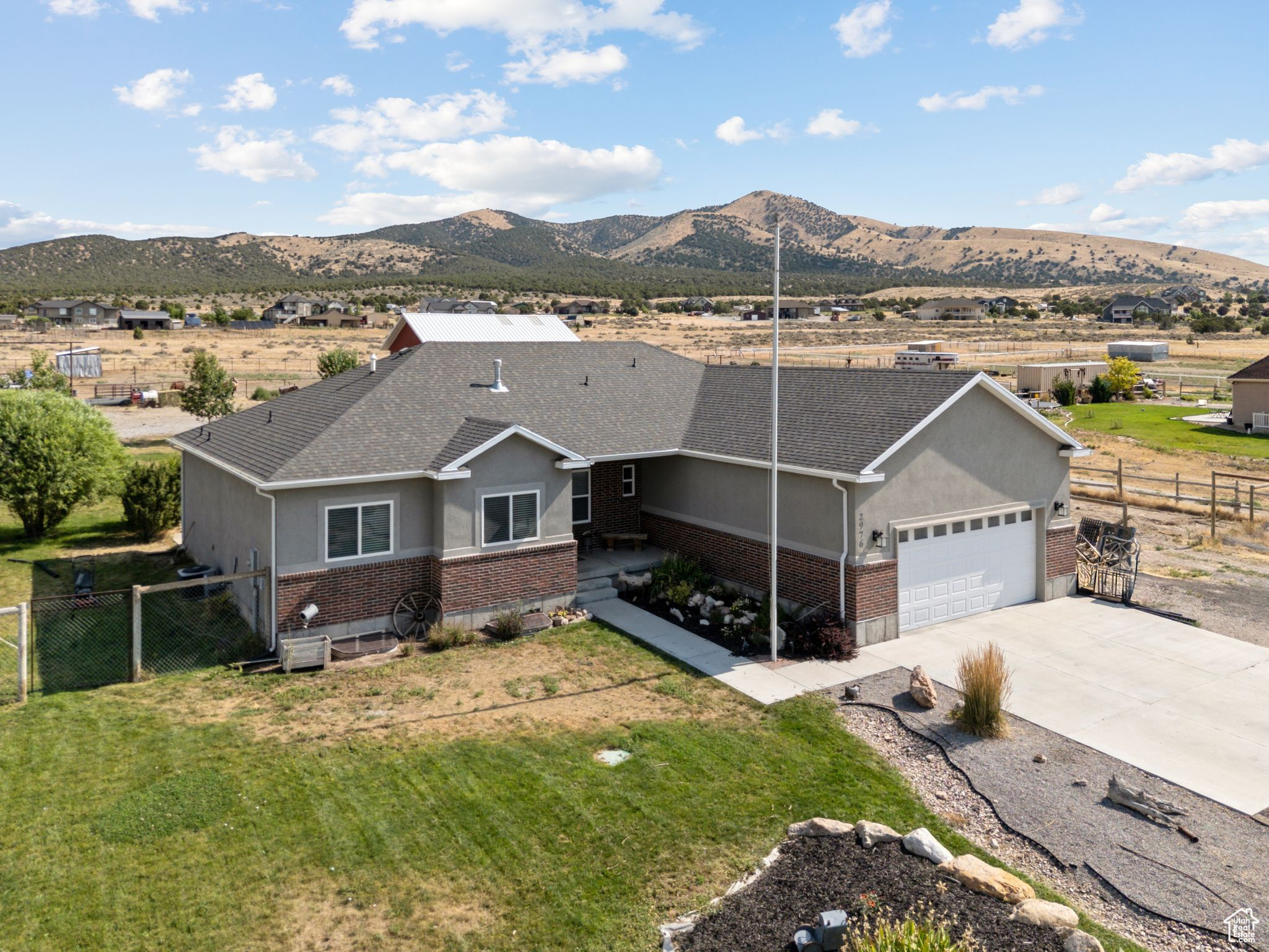 2976 W RUIZ