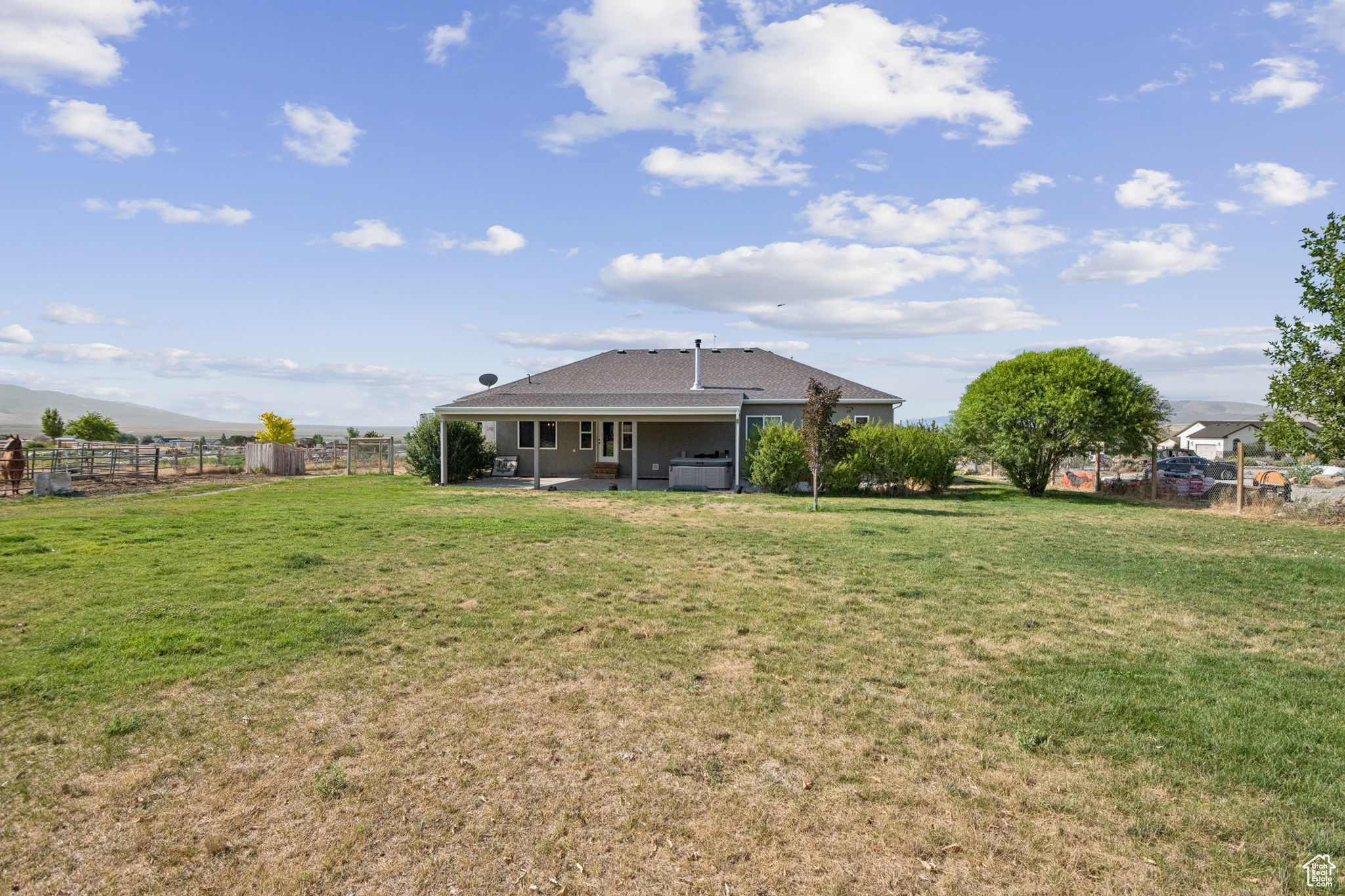 2976 W RUIZ