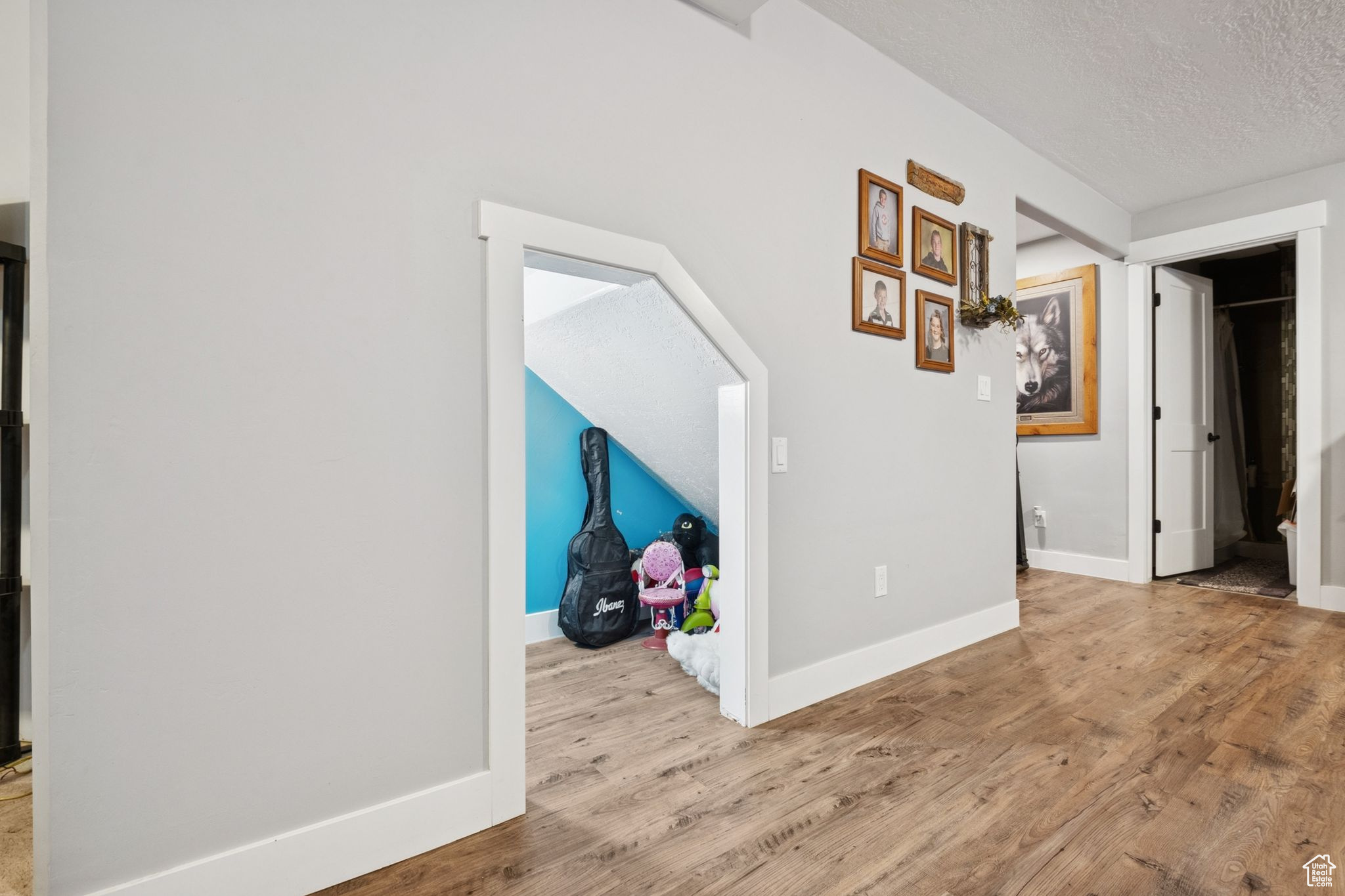2976 W RUIZ