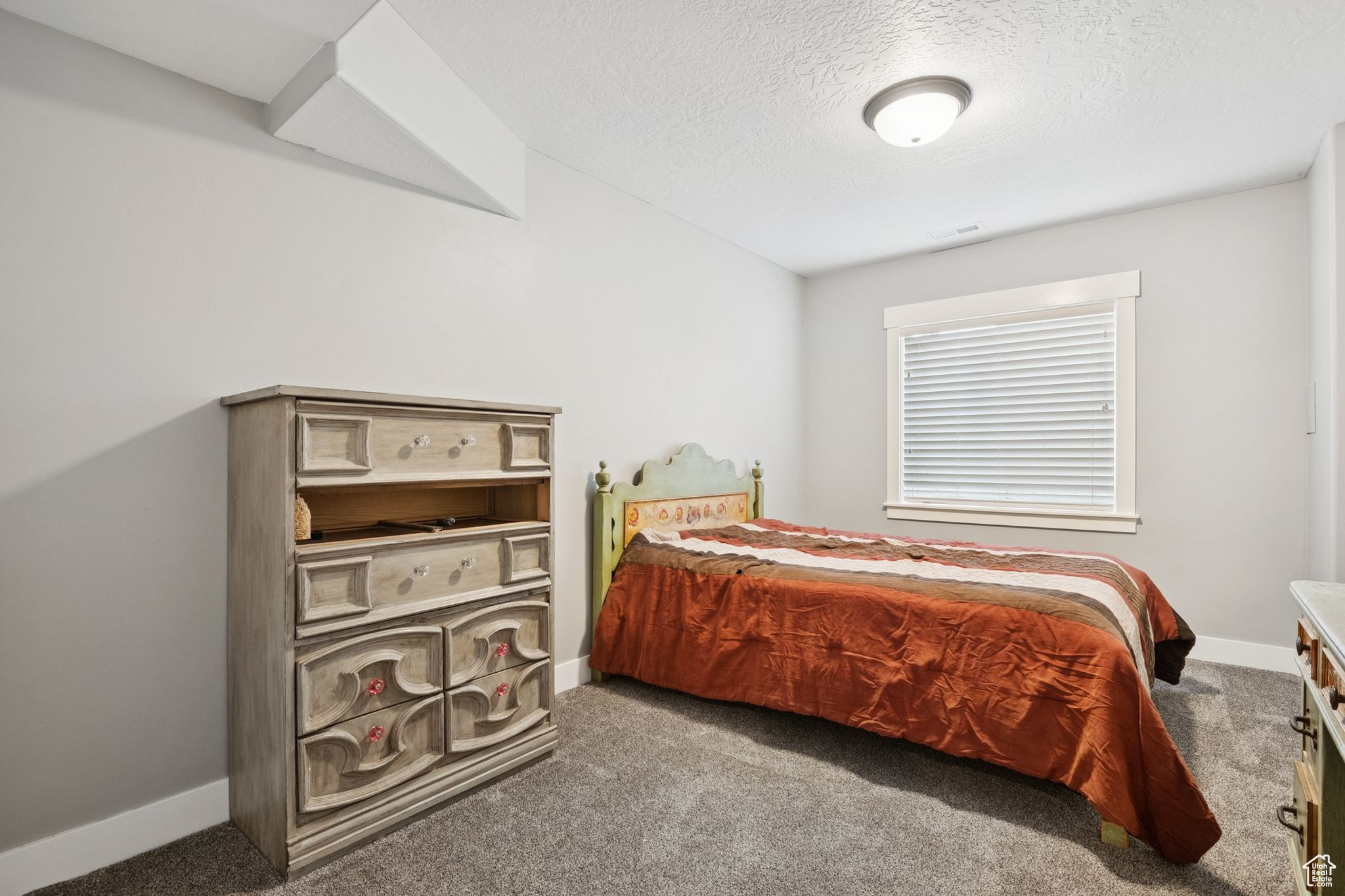 2976 W RUIZ