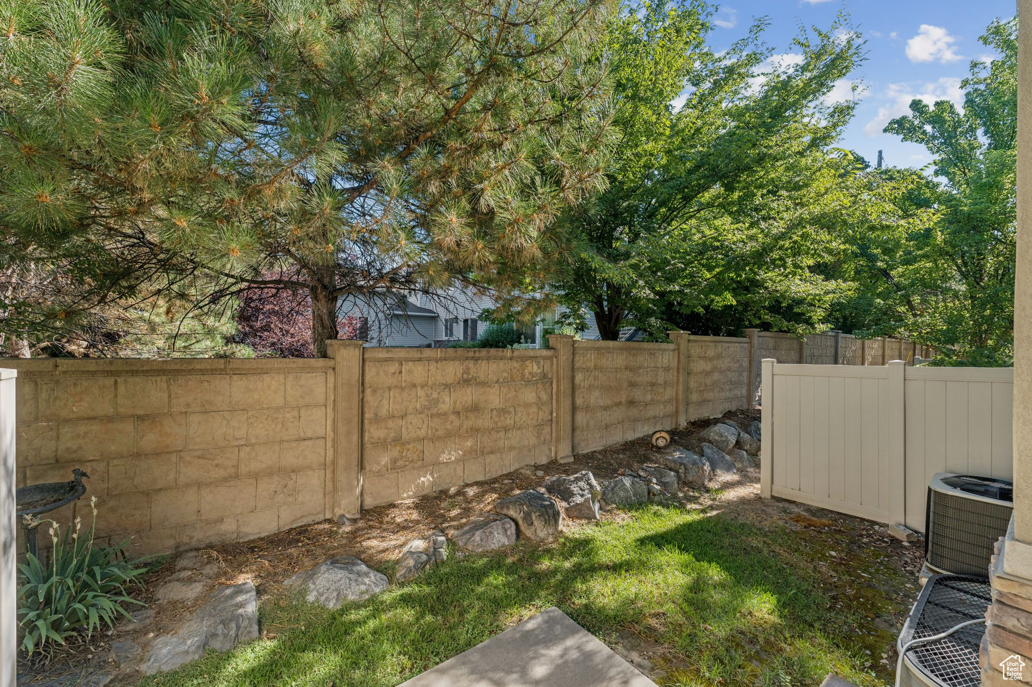 655 E AUBURN FIELDS WAY
