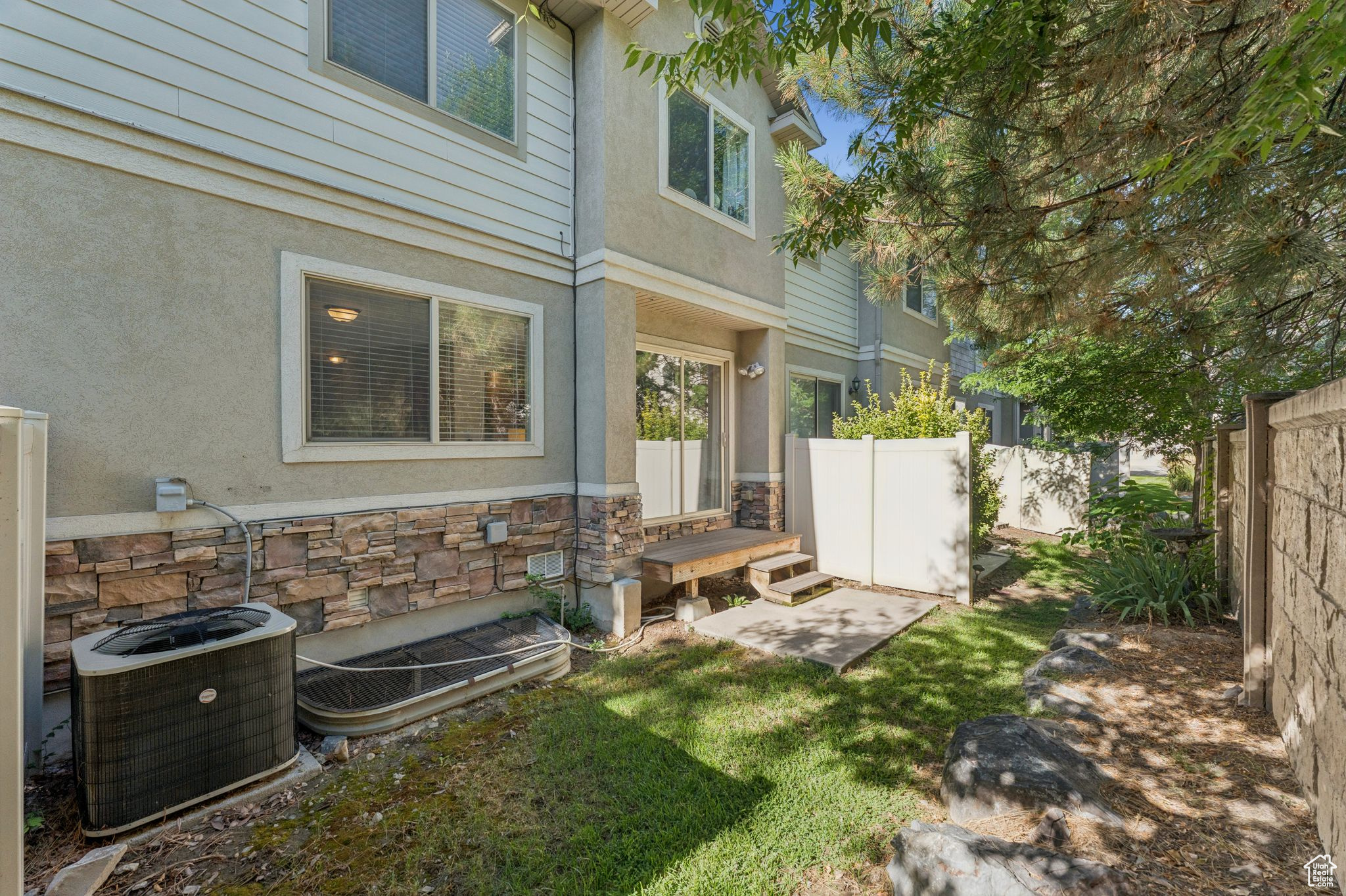 655 E AUBURN FIELDS WAY
