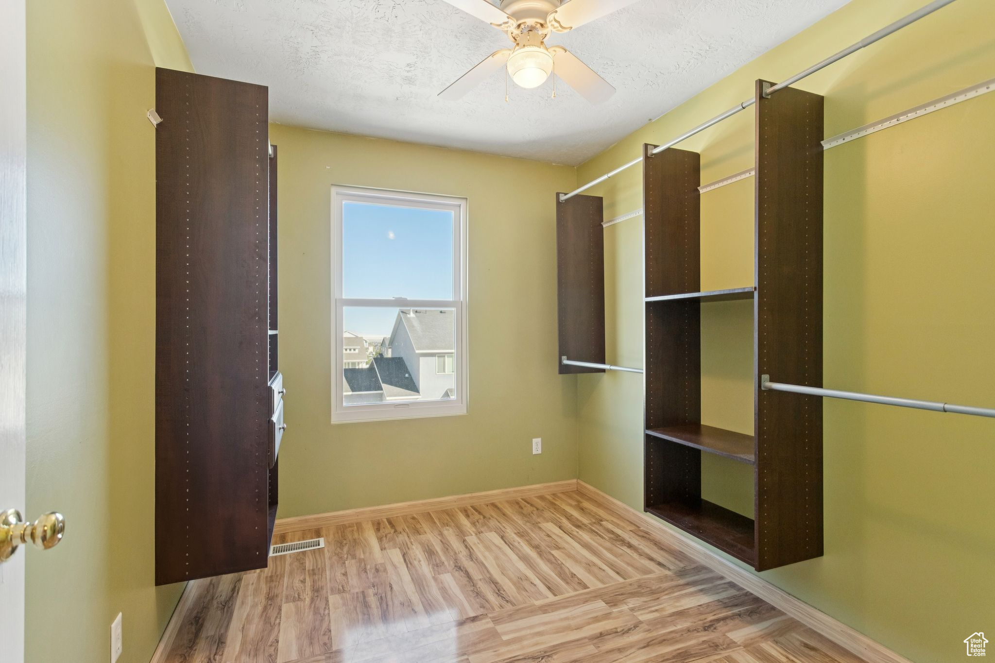 274 W ALFRED DR