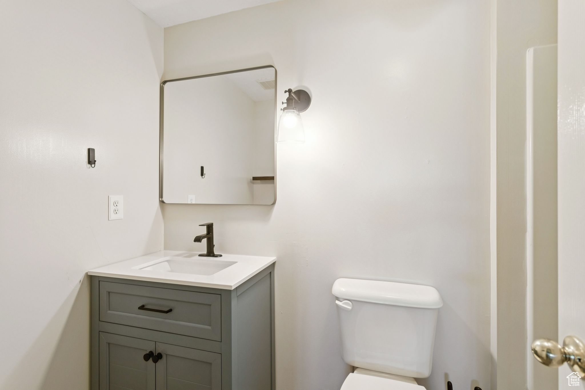 274 W ALFRED DR