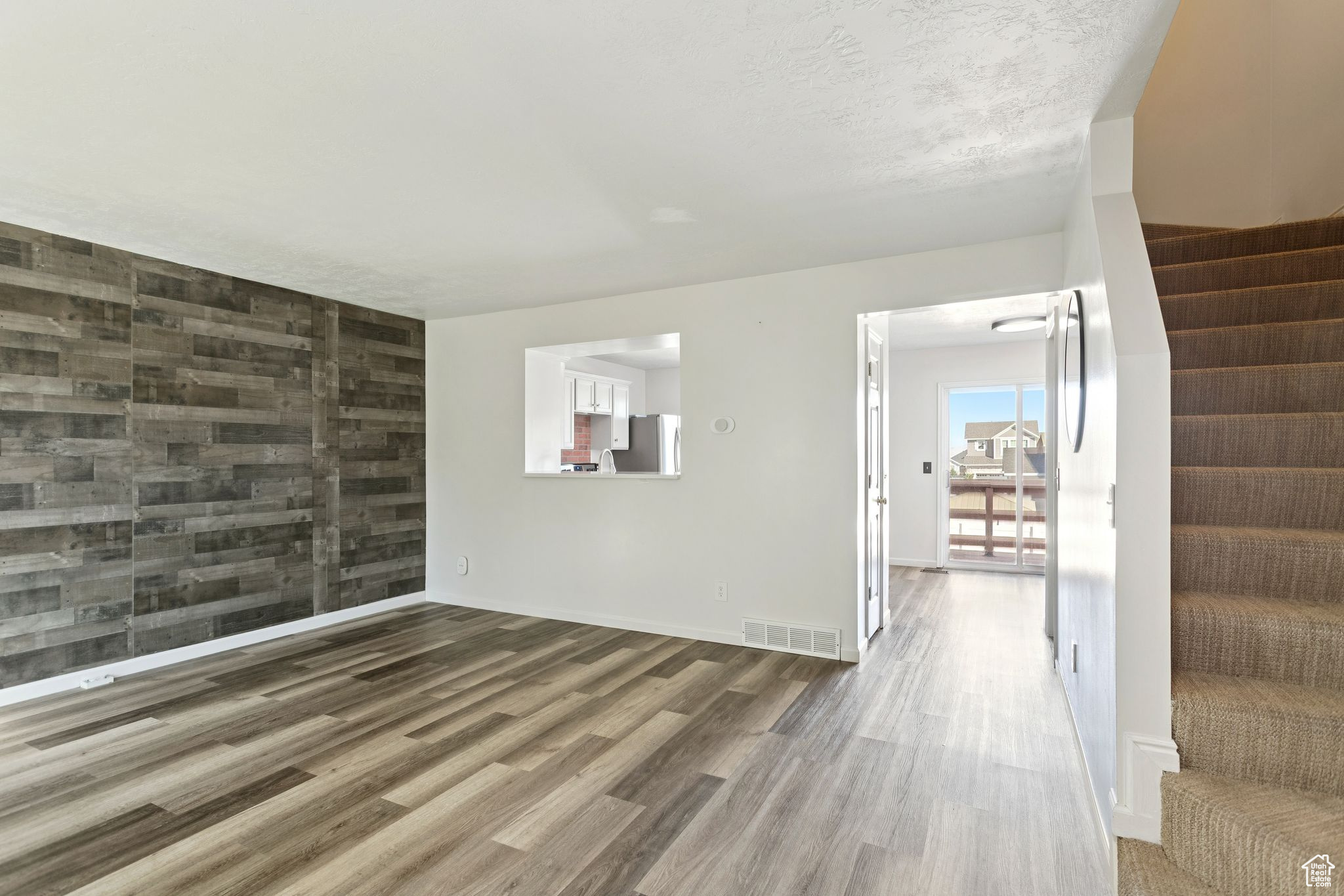 274 W ALFRED DR