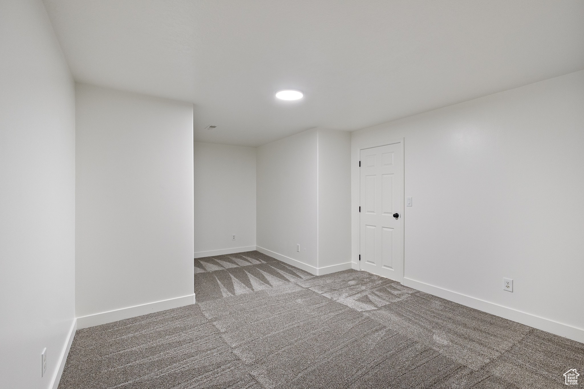 9226 N MOUNT AIREY DR