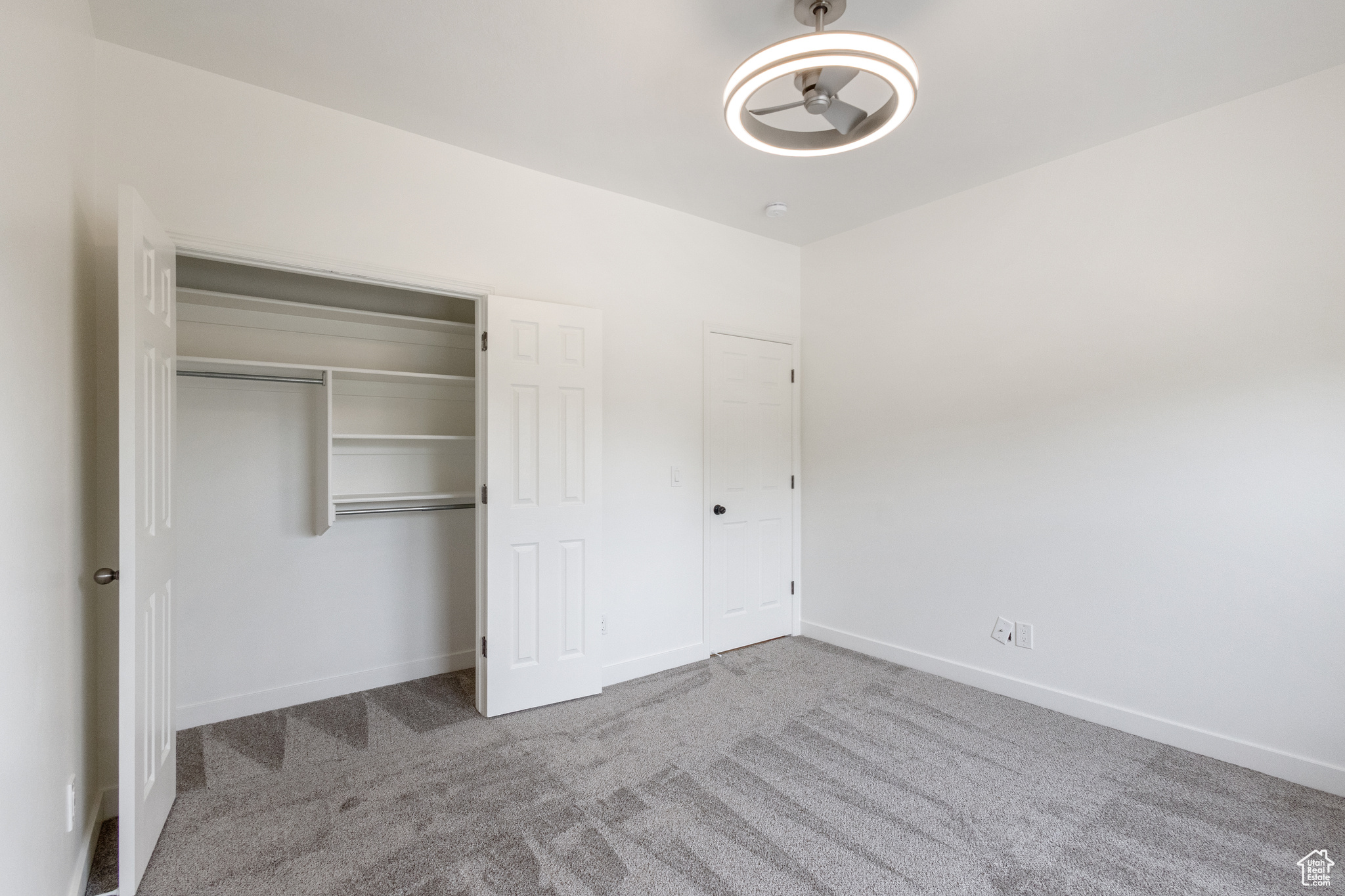 9226 N MOUNT AIREY DR