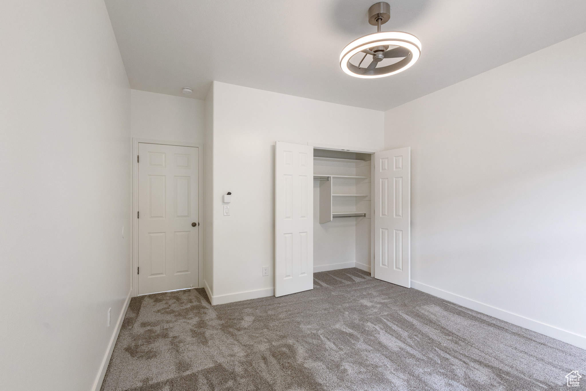 9226 N MOUNT AIREY DR