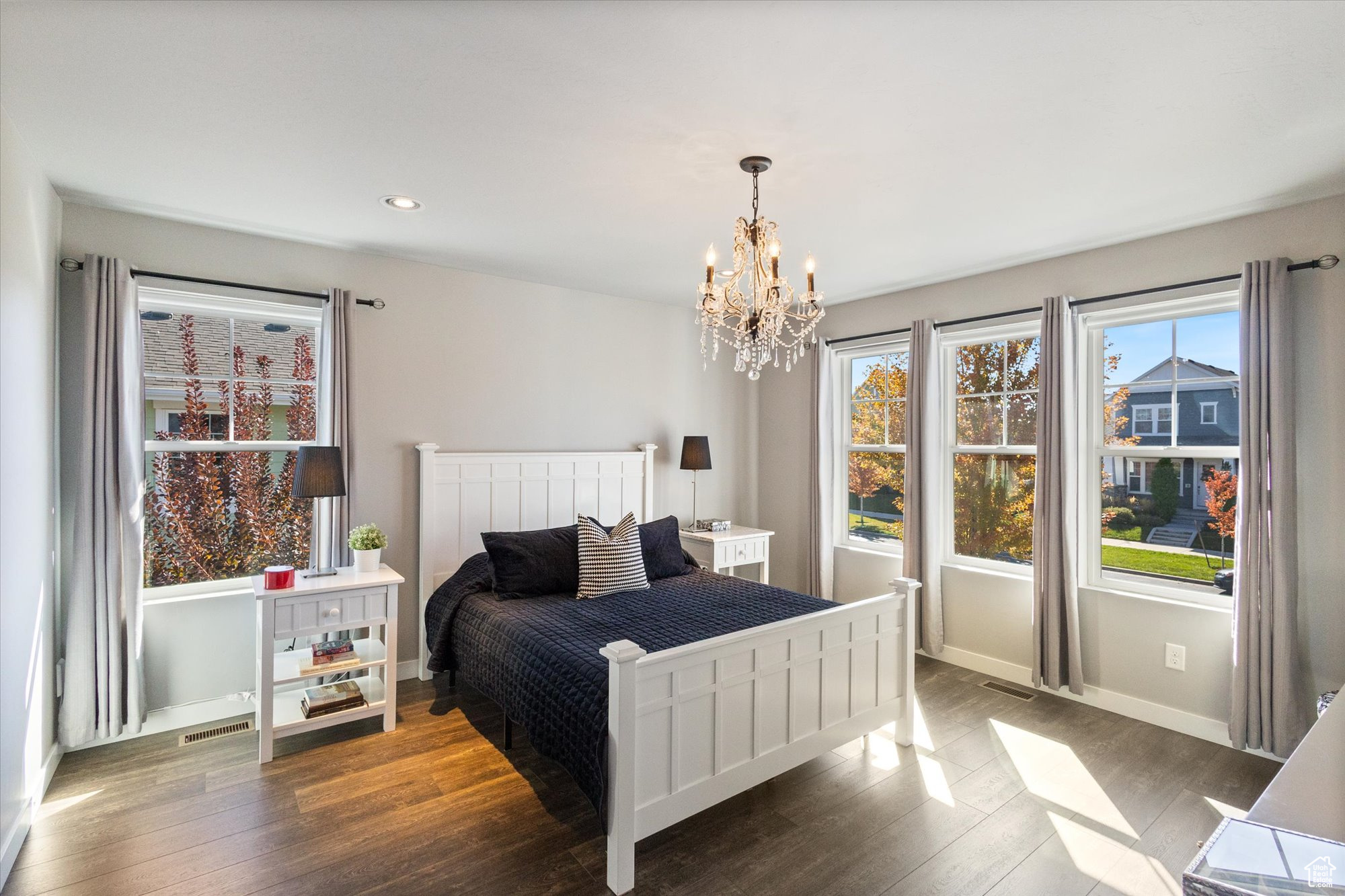 10421 S SPLIT ROCK DR