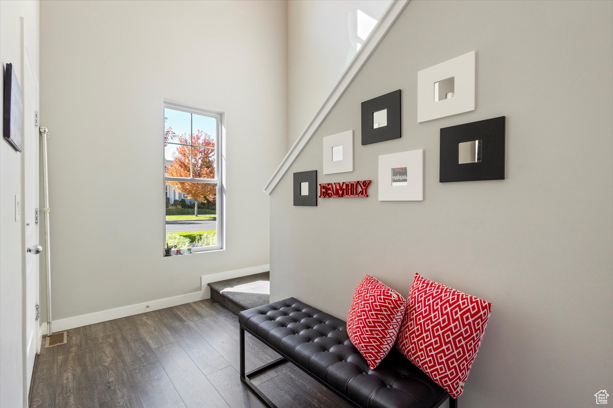 10421 S SPLIT ROCK DR