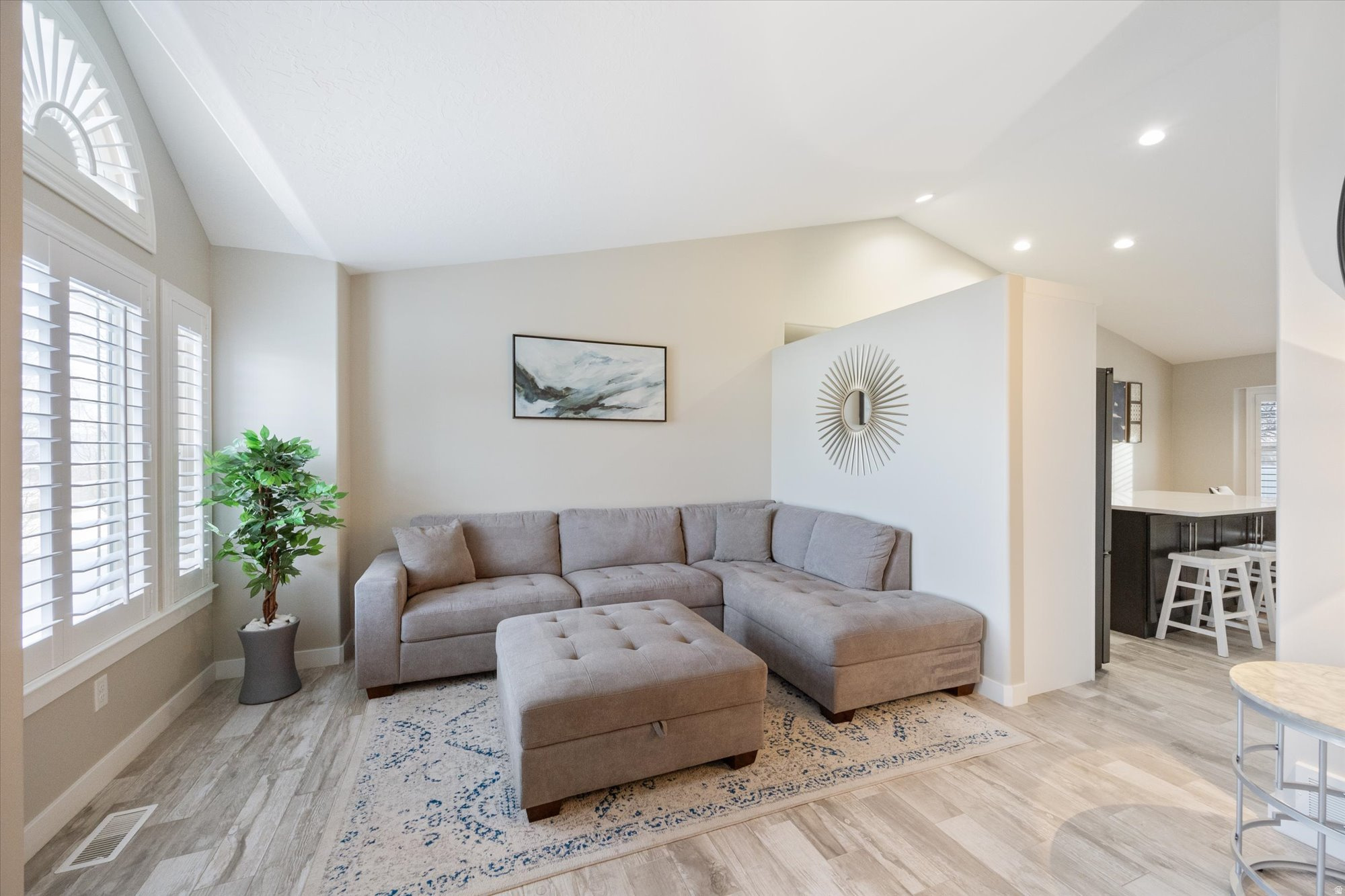 5751 W EARLY DAWN DR