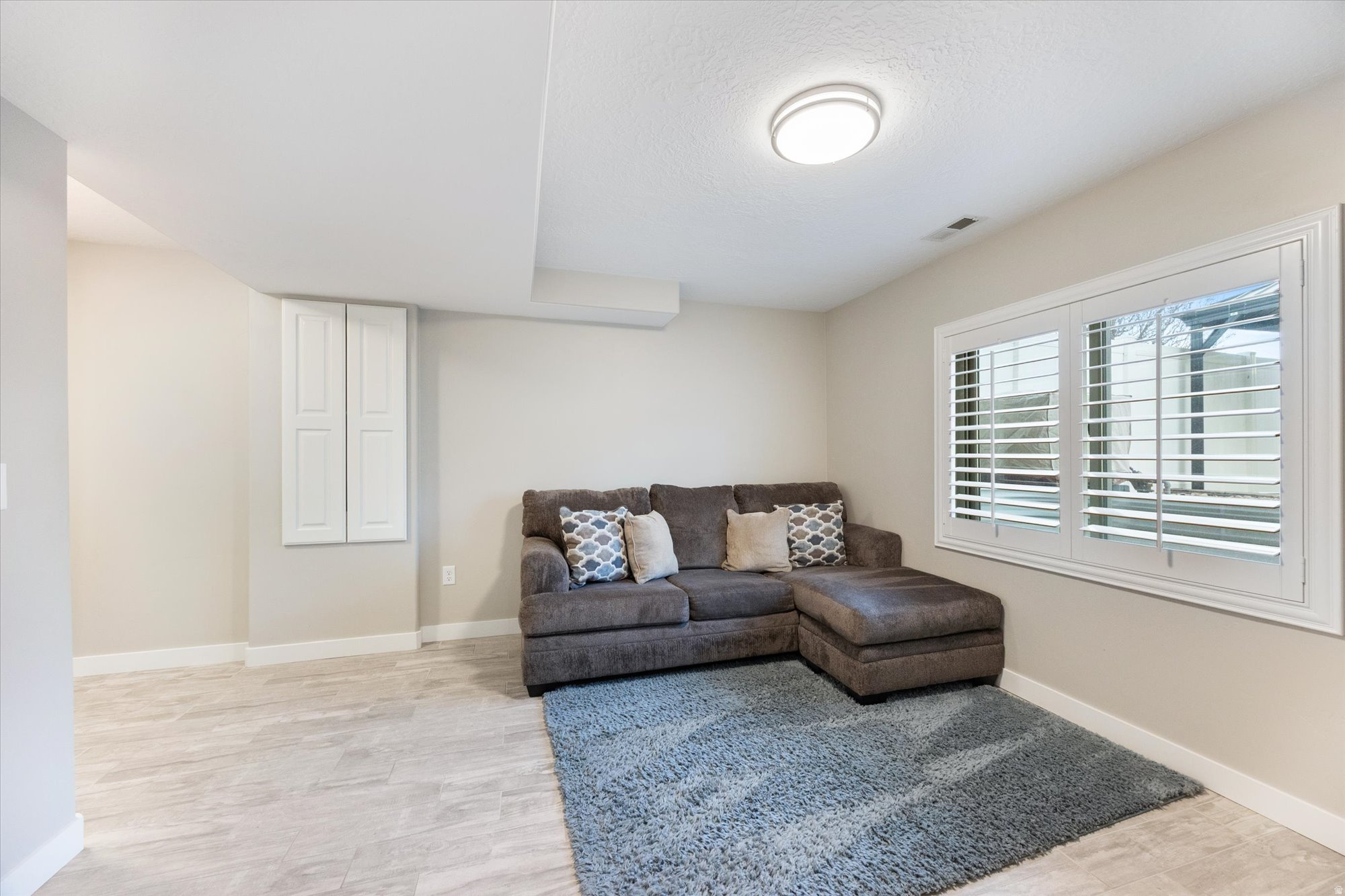 5751 W EARLY DAWN DR