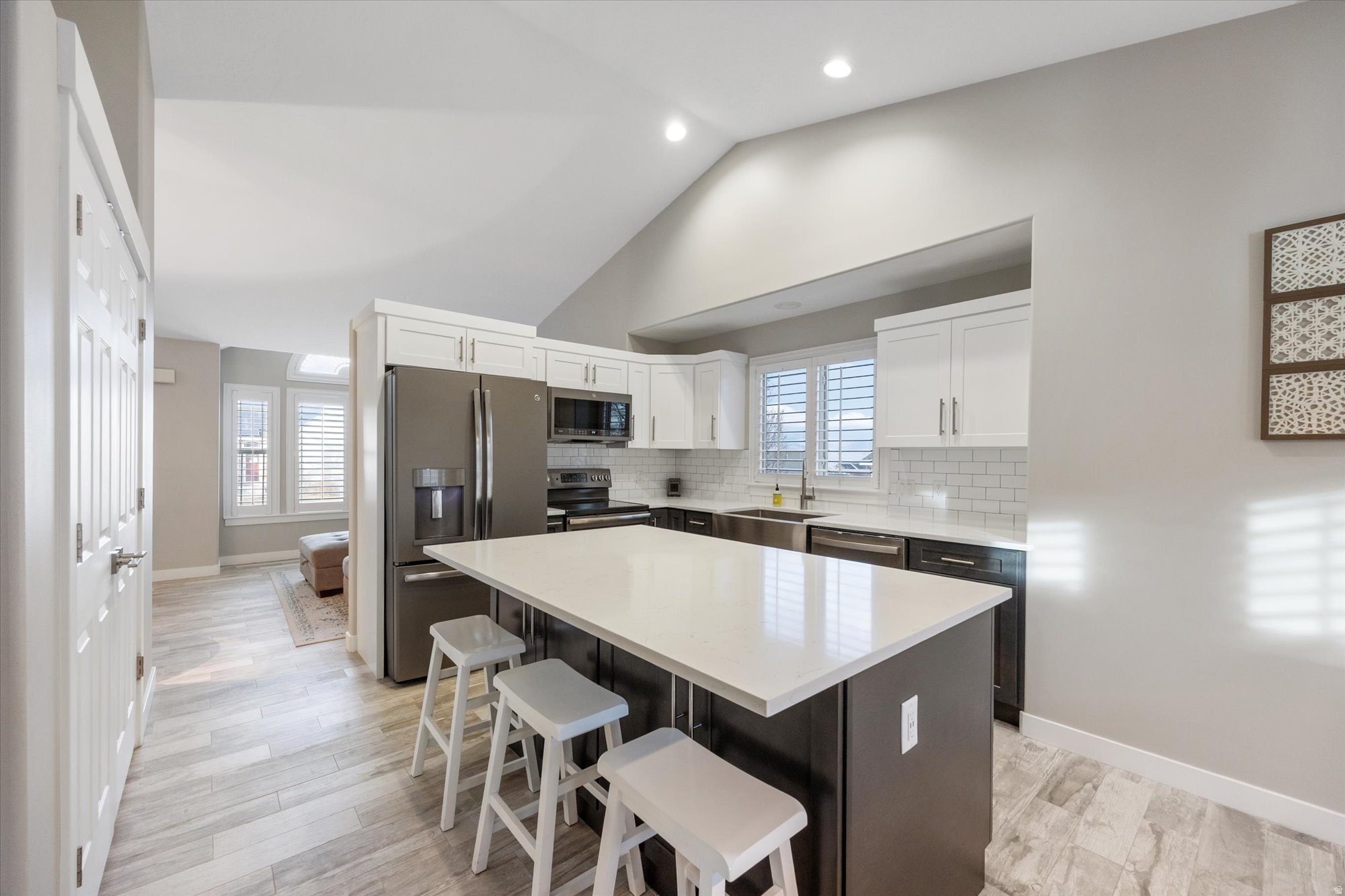 5751 W EARLY DAWN DR