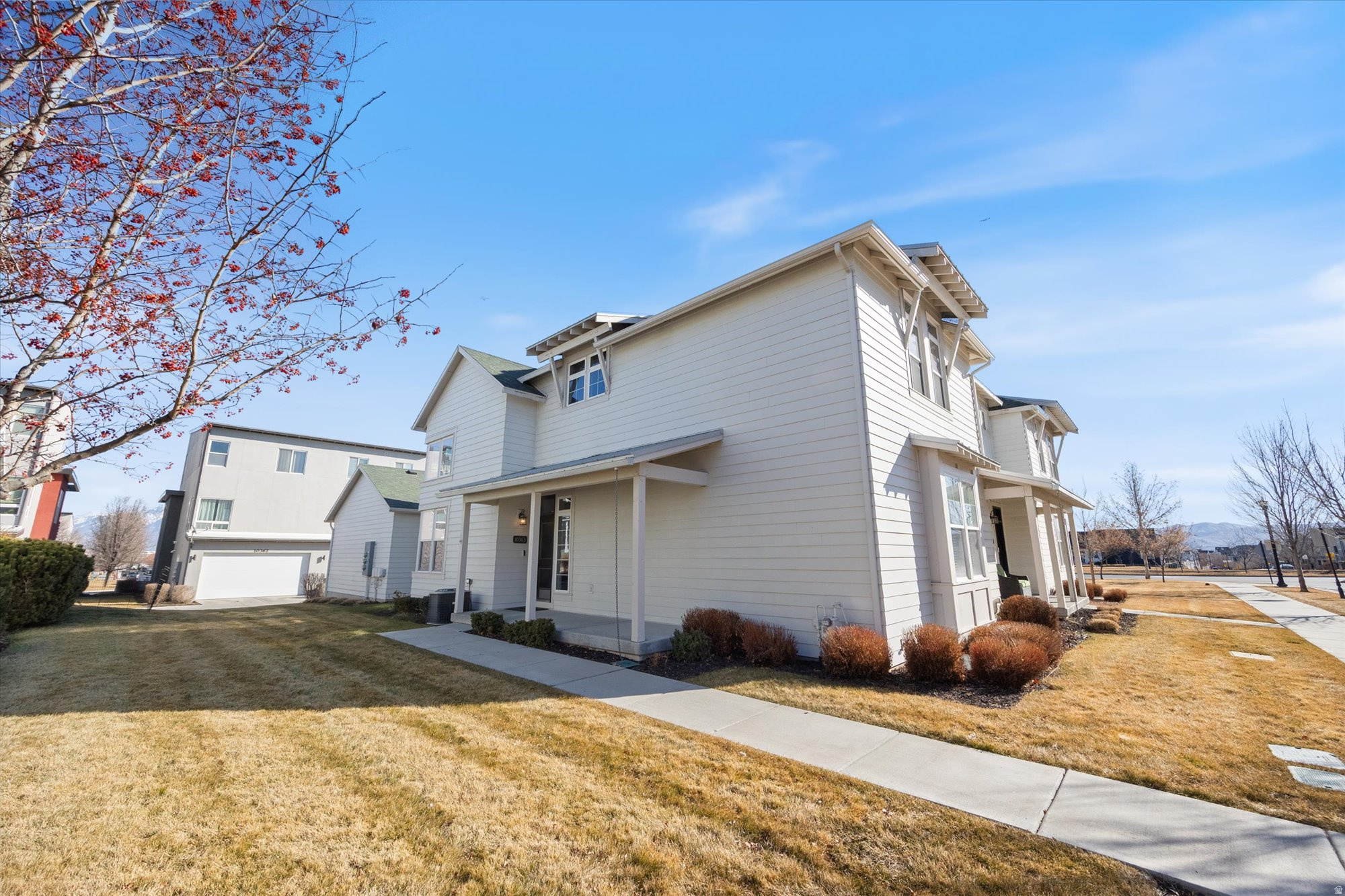 10363 S SILVER MINE RD