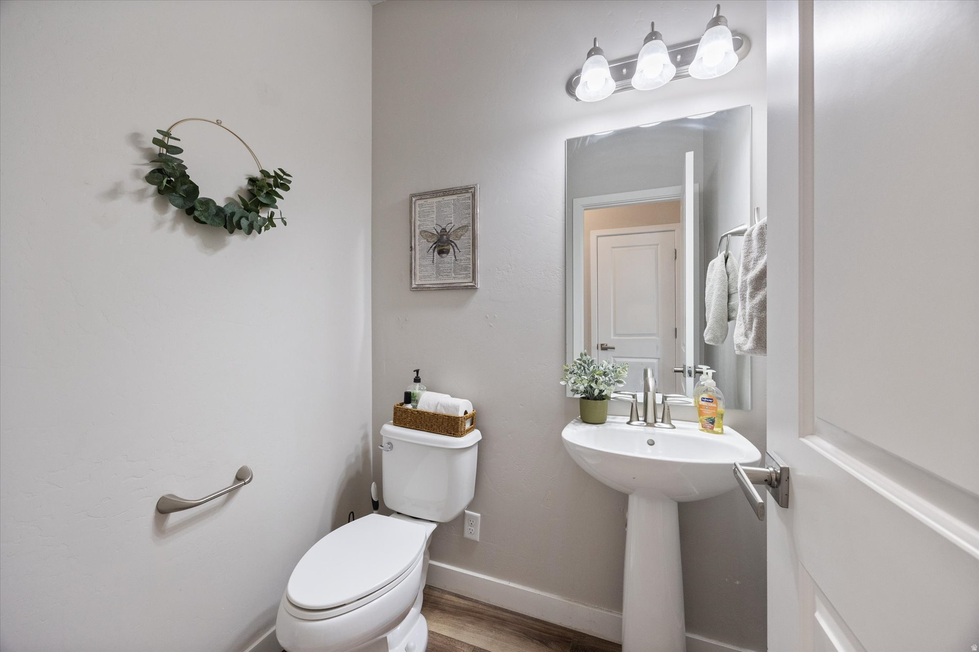 10363 S SILVER MINE RD