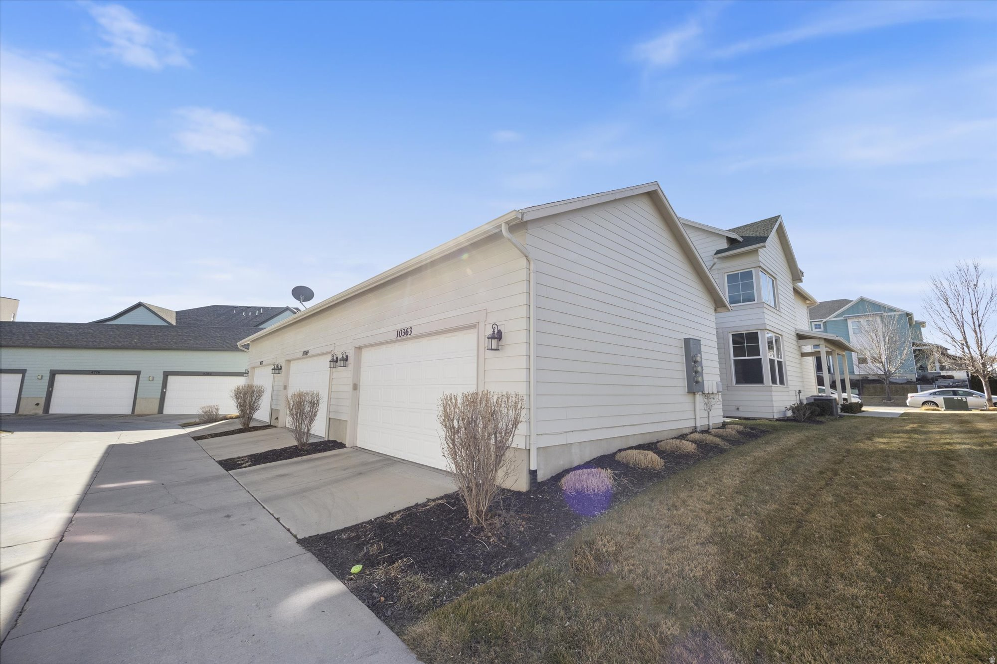 10363 S SILVER MINE RD