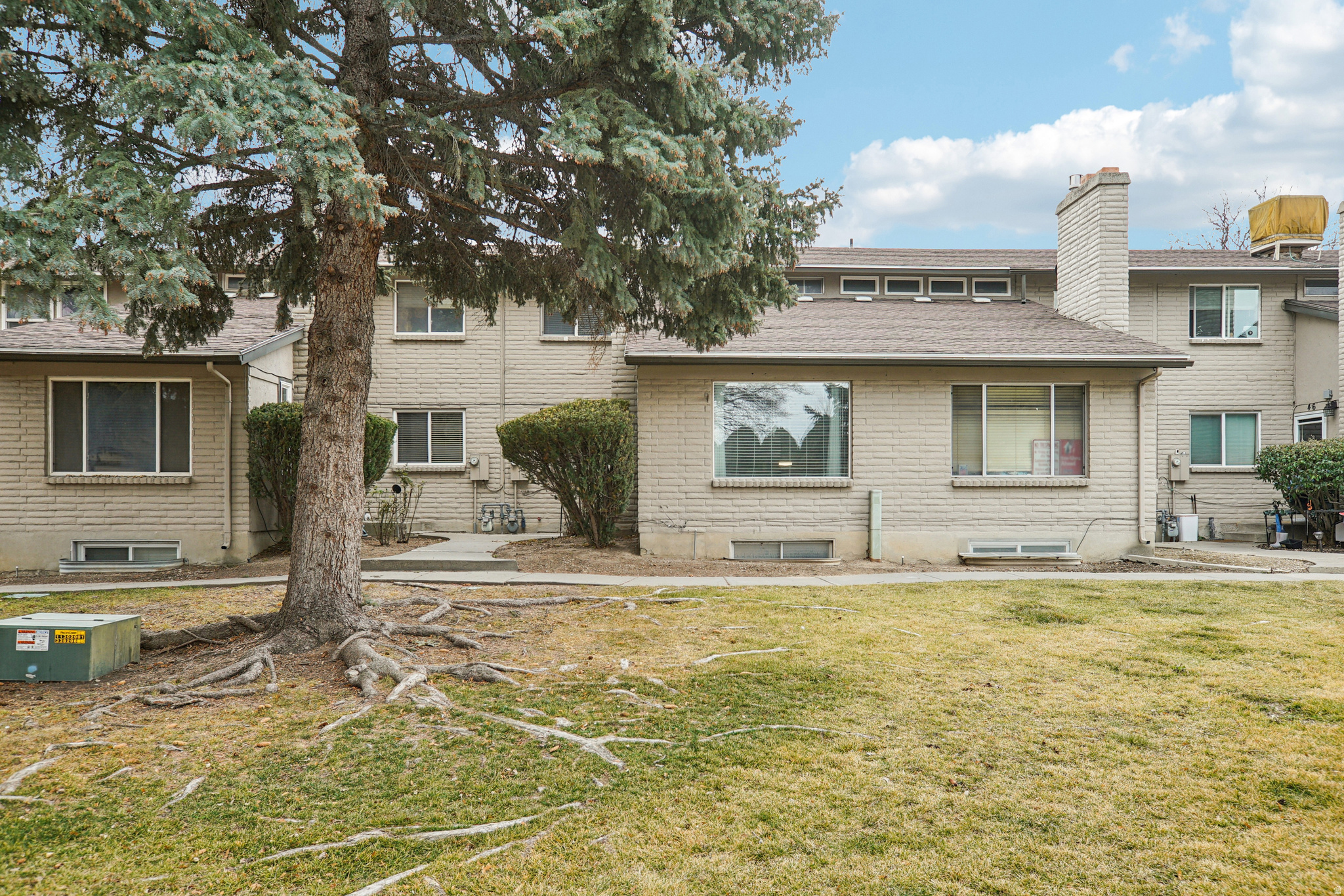 48 SAN RAFAEL CT #48