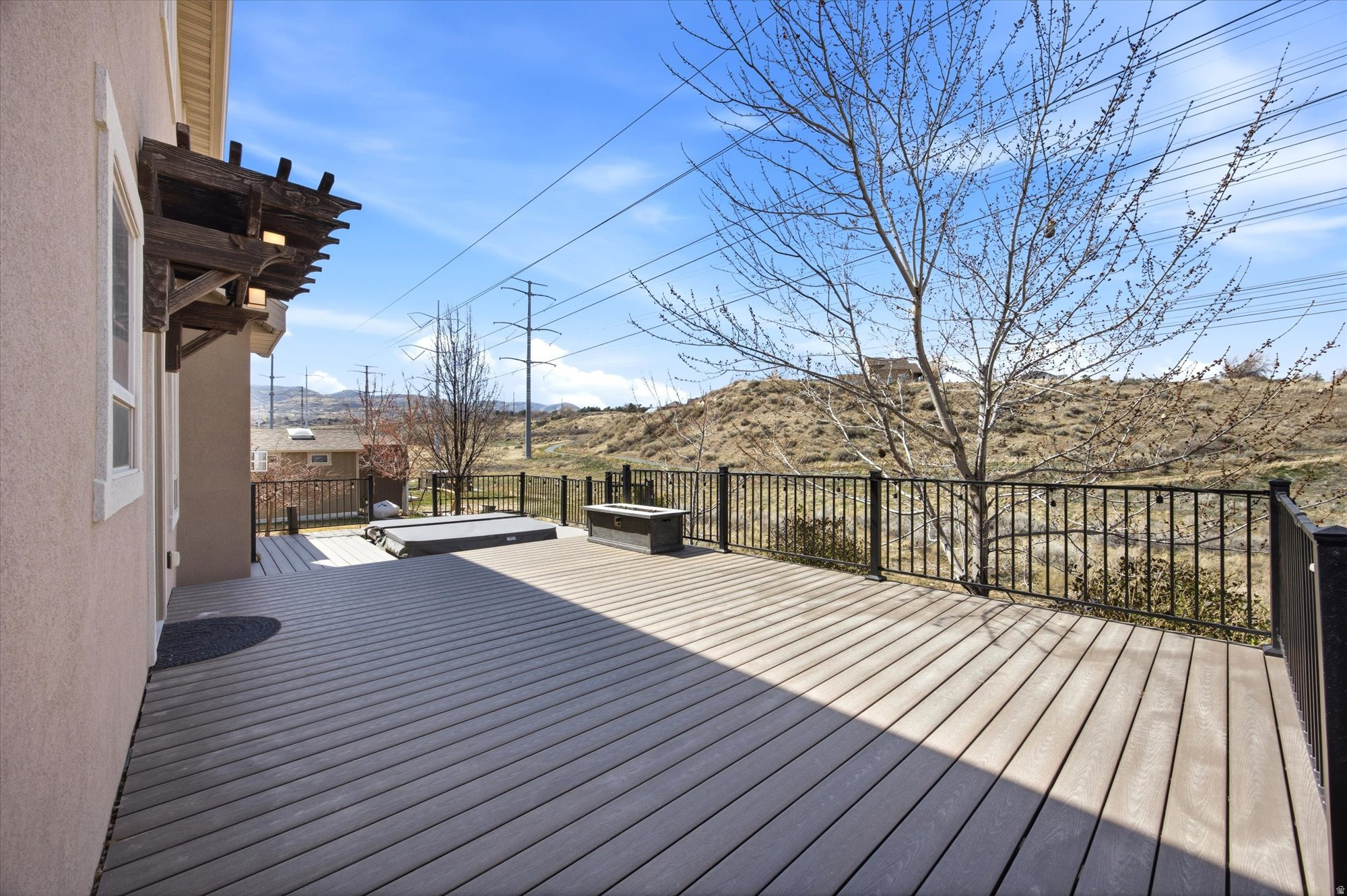 15198 S MULE TRAIN DR