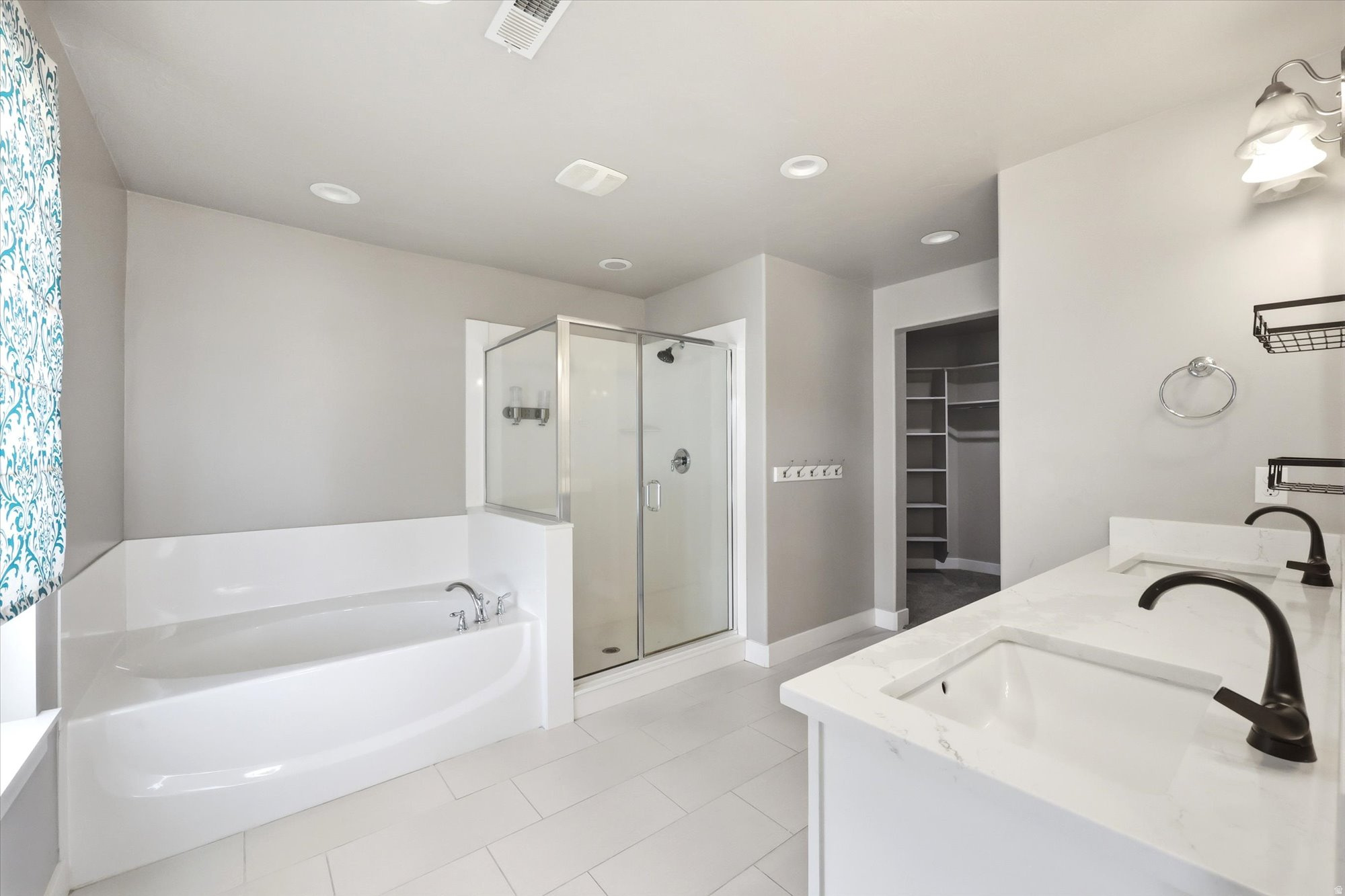 15198 S MULE TRAIN DR