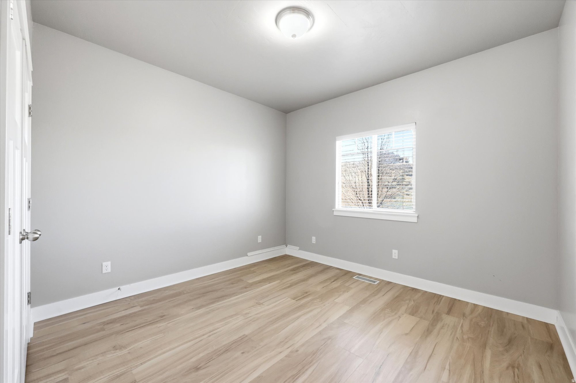 15198 S MULE TRAIN DR