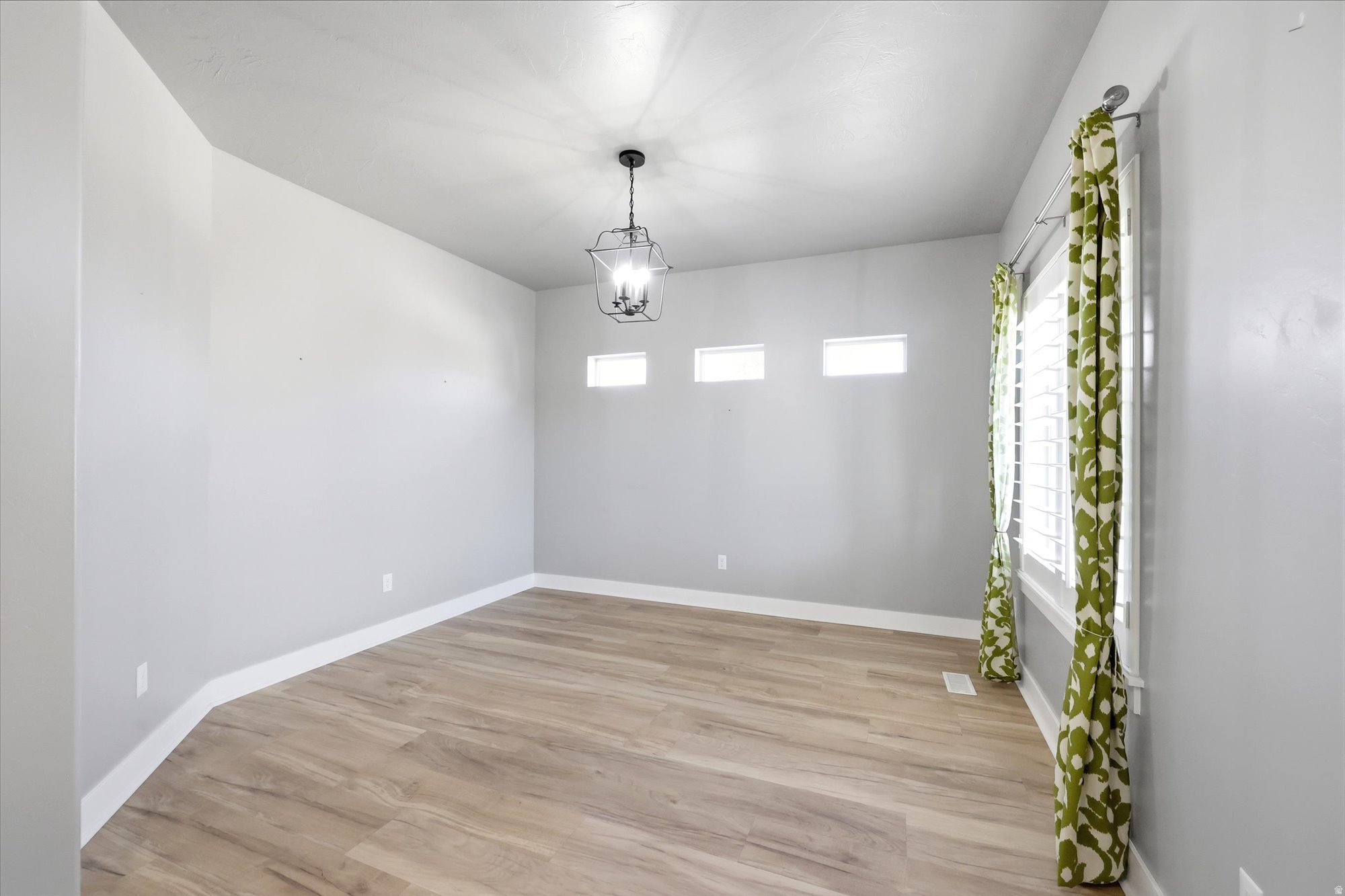 15198 S MULE TRAIN DR