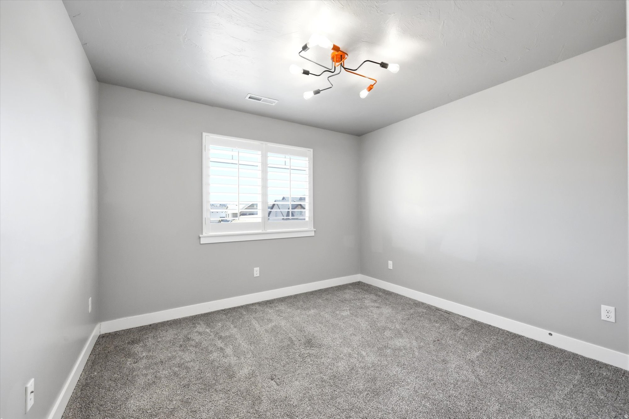 15198 S MULE TRAIN DR