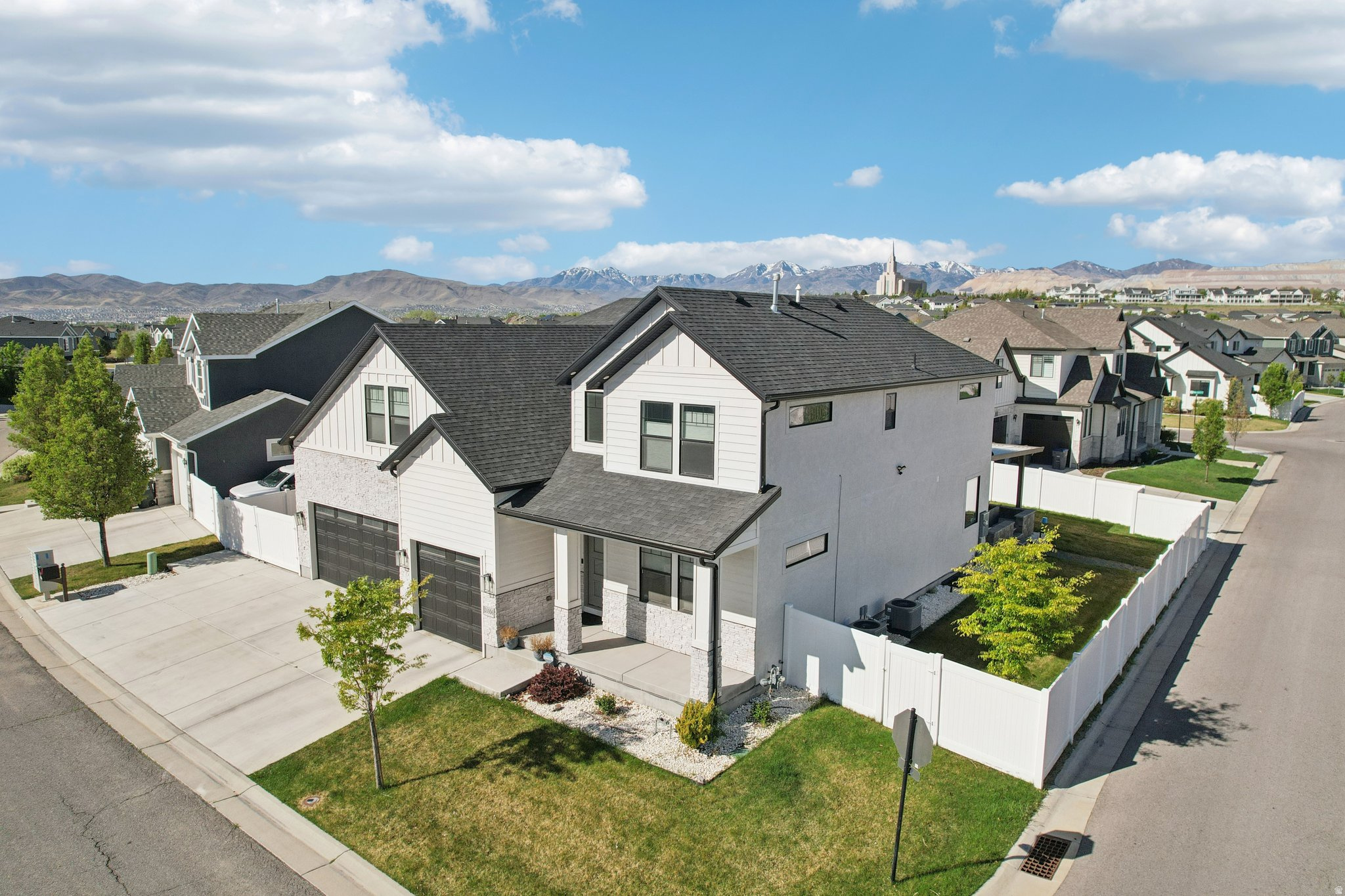 10956 S COASTAL DUNE DR