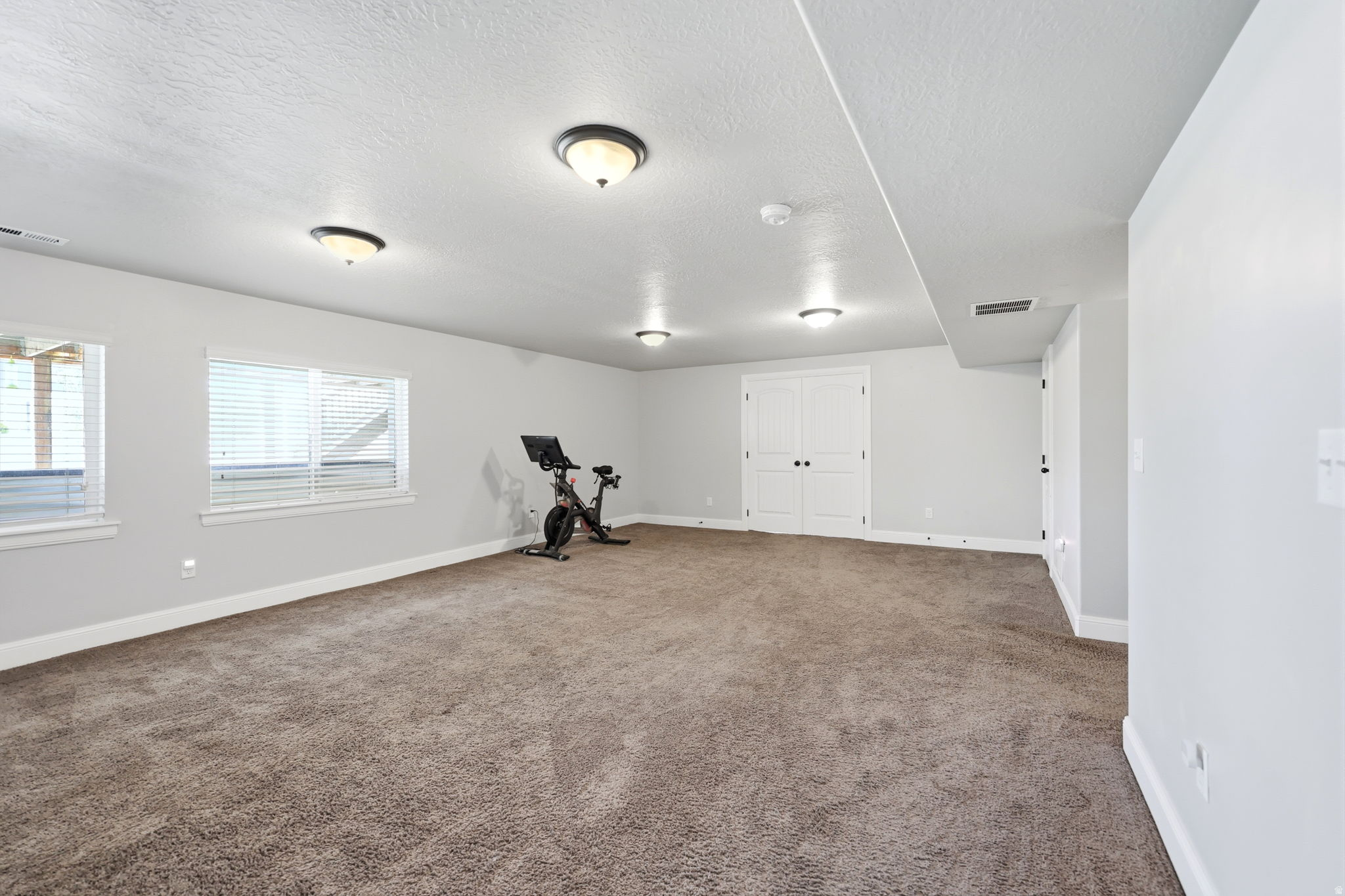6497 W SUNNY MAPLE WAY