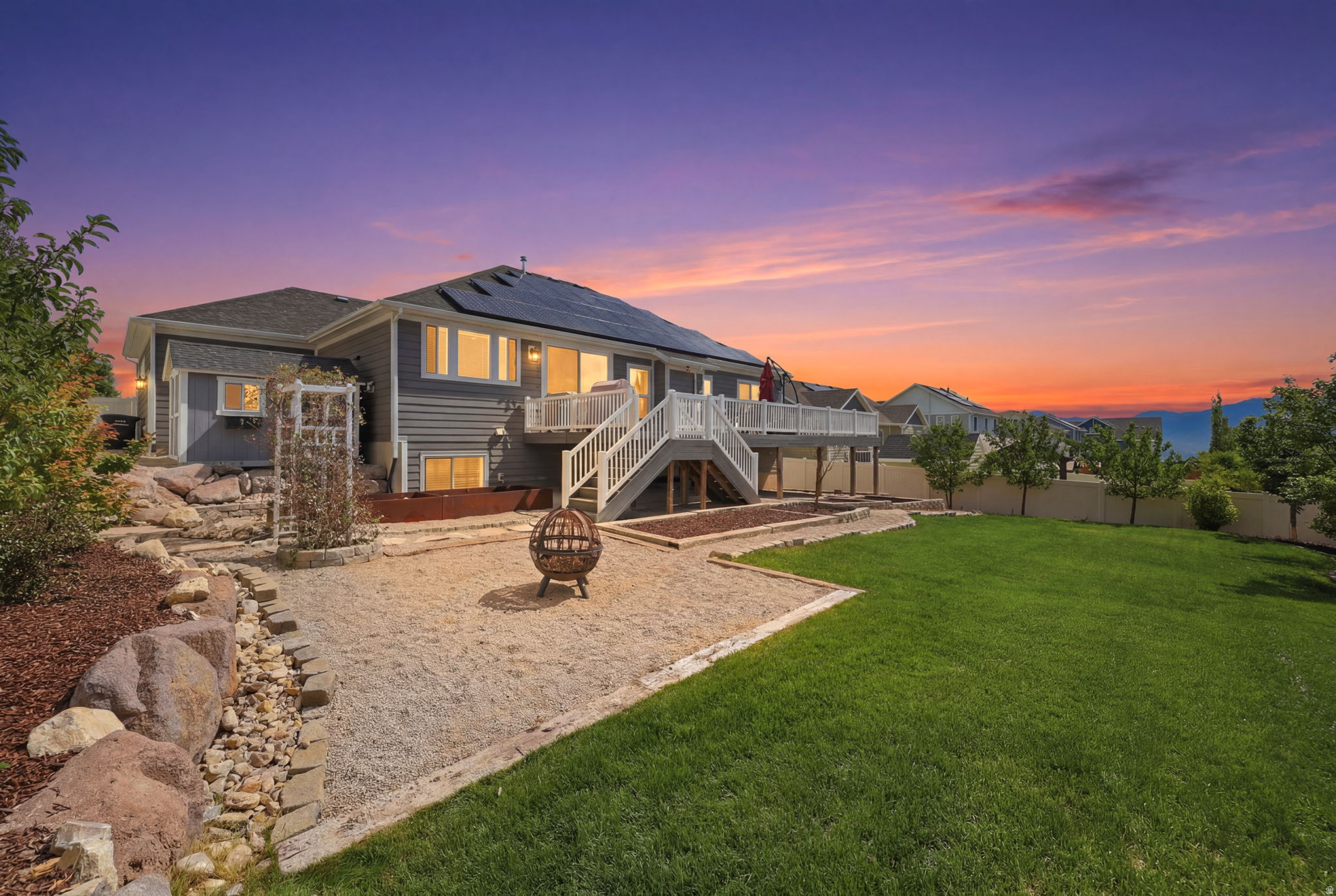 6497 W SUNNY MAPLE WAY