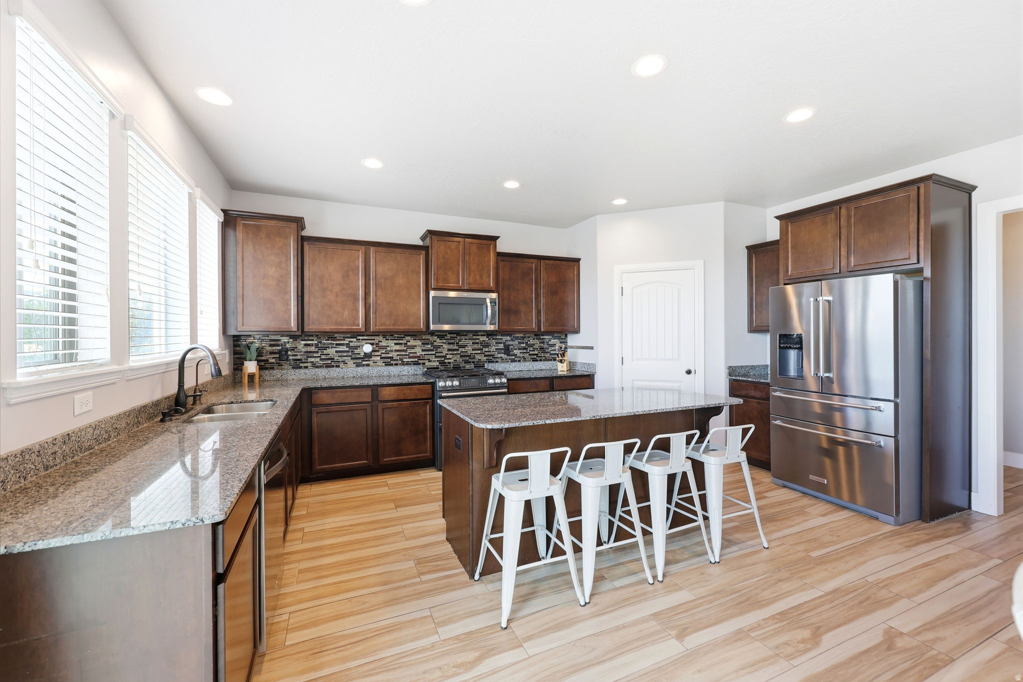 6497 W SUNNY MAPLE WAY