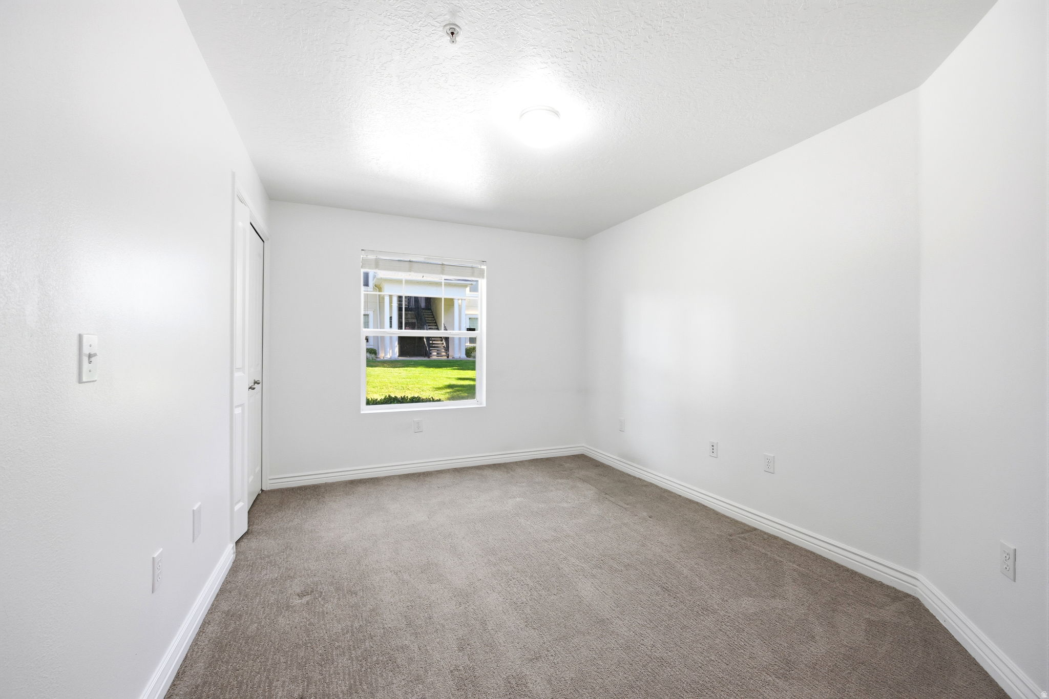 11776 S GRANDVILLE AVE #101