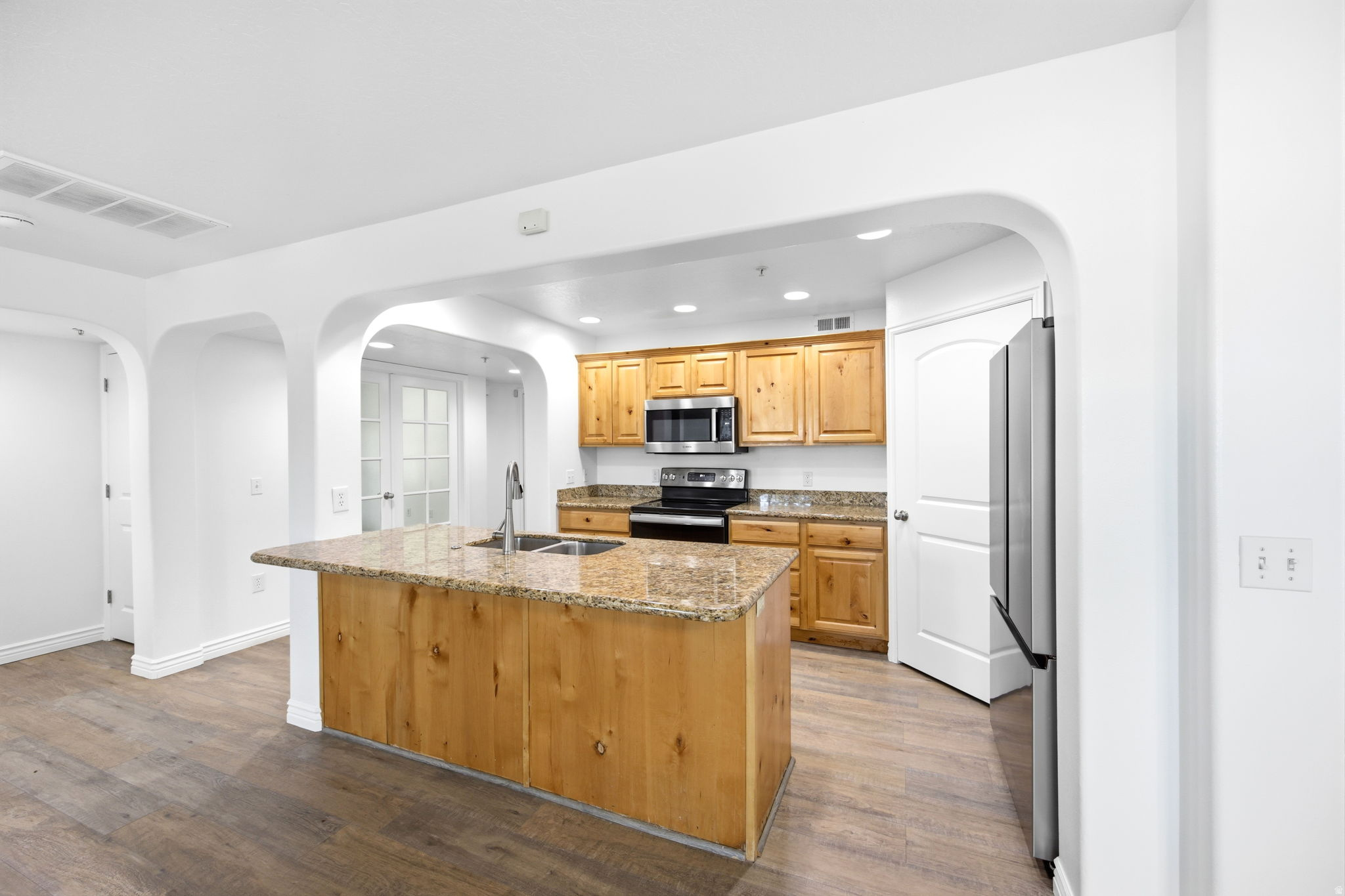 11776 S GRANDVILLE AVE #101