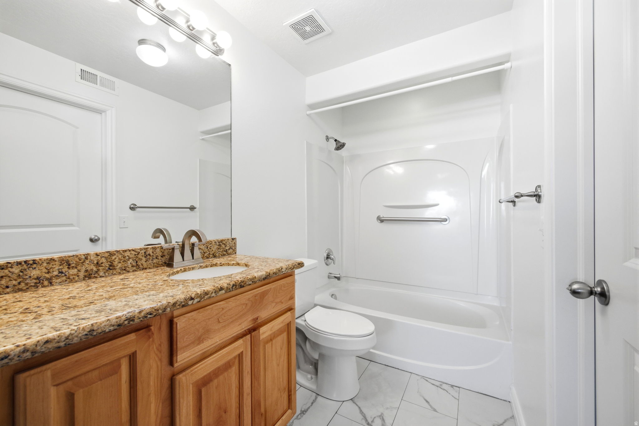 11776 S GRANDVILLE AVE #101