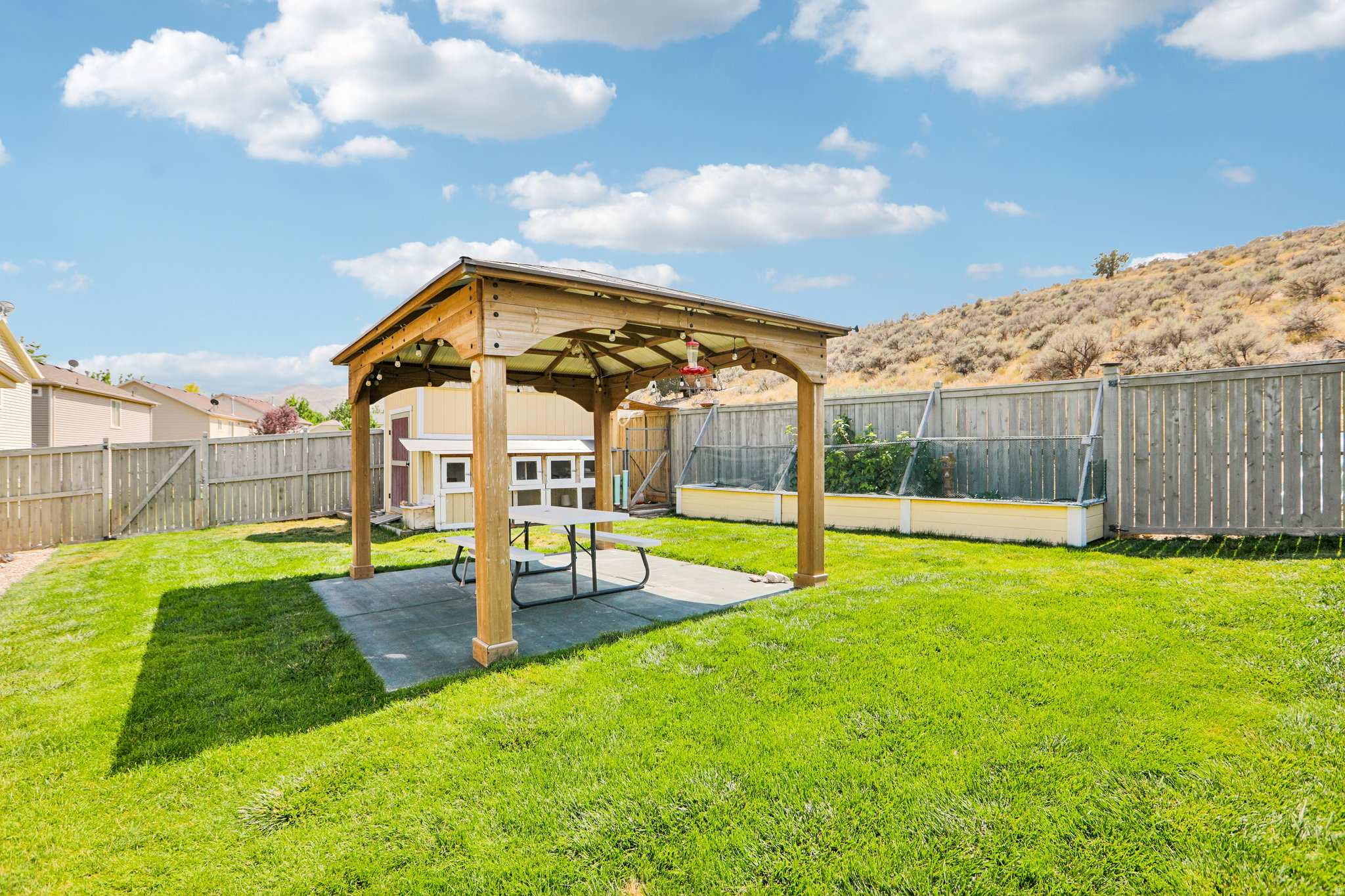 7363 N UTE DR