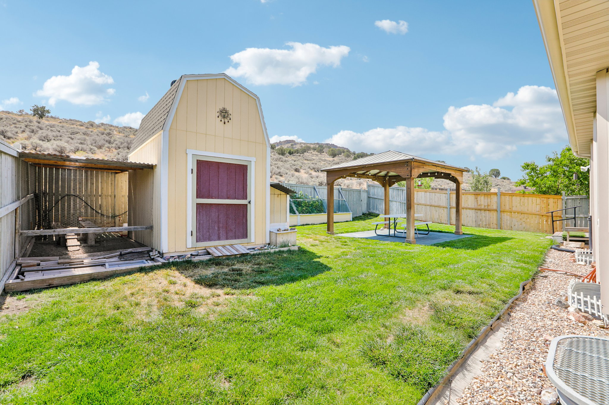 7363 N UTE DR
