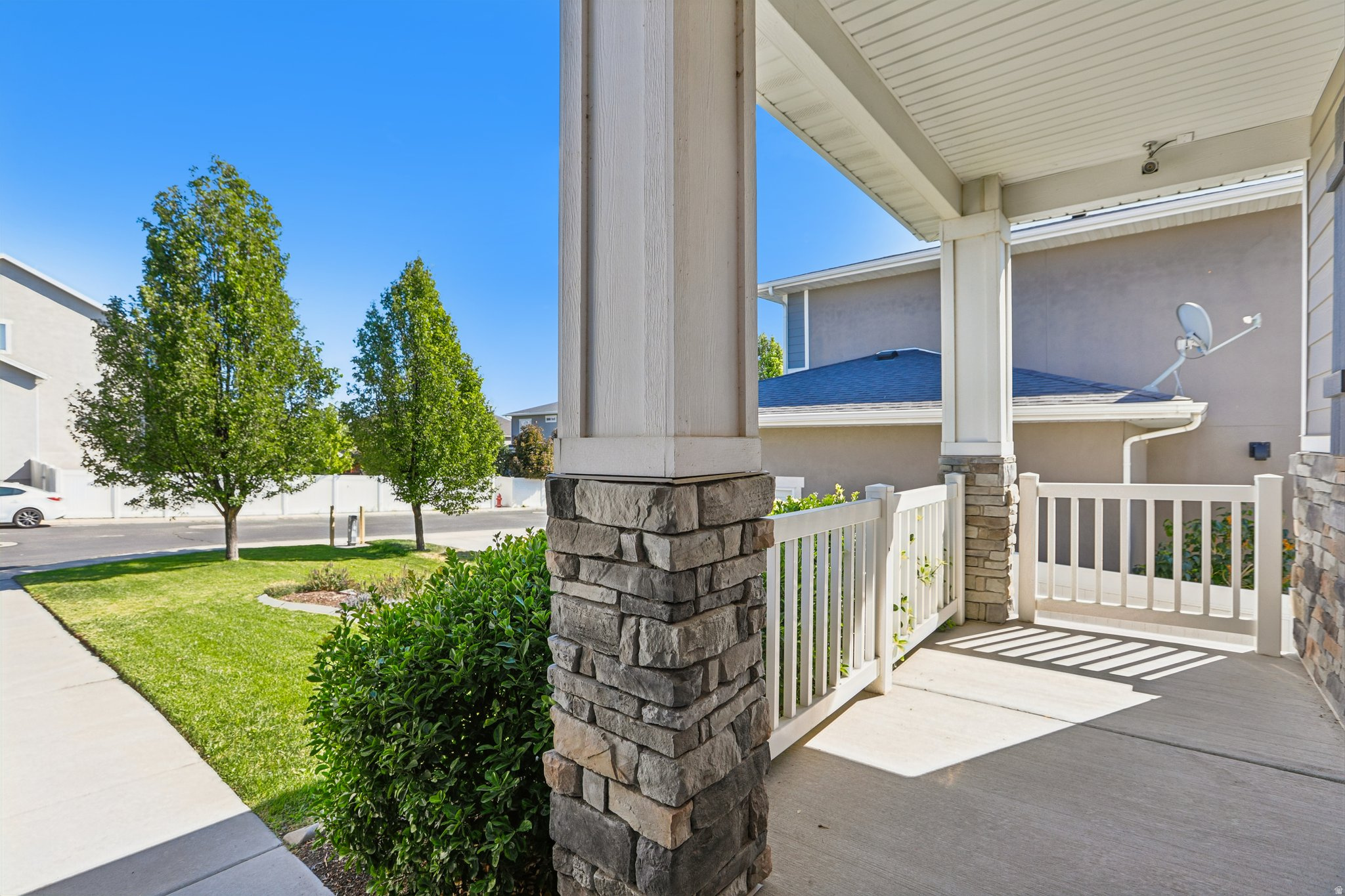 3963 W SAHARA DUNE DR