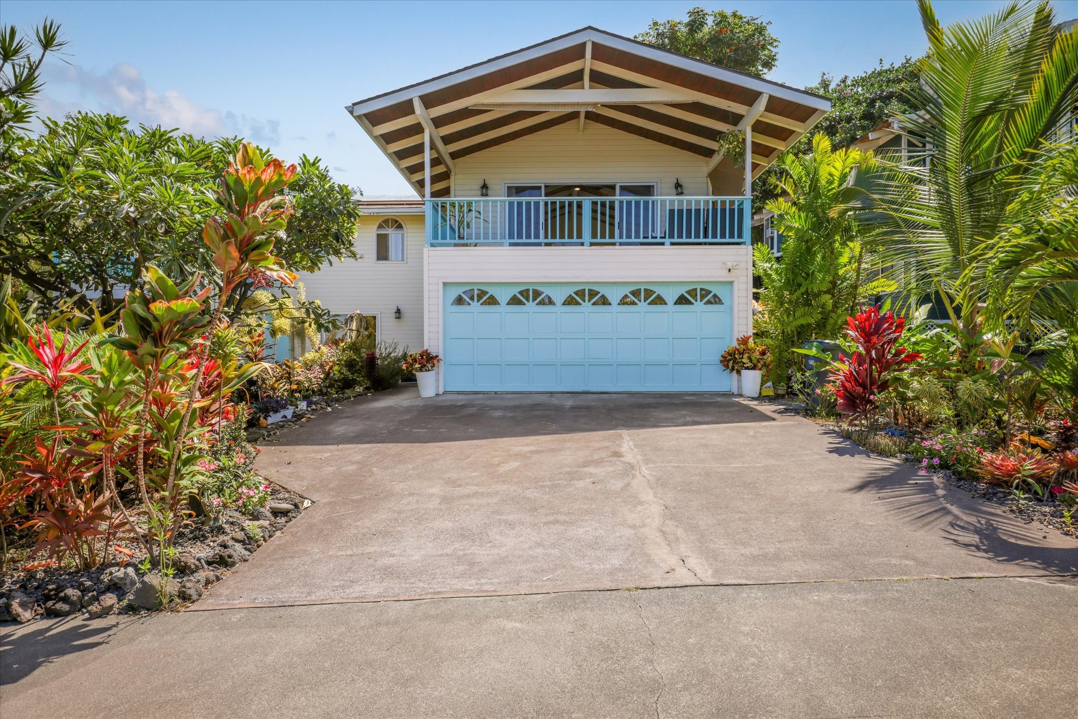 76-6295 KUPUNA ST